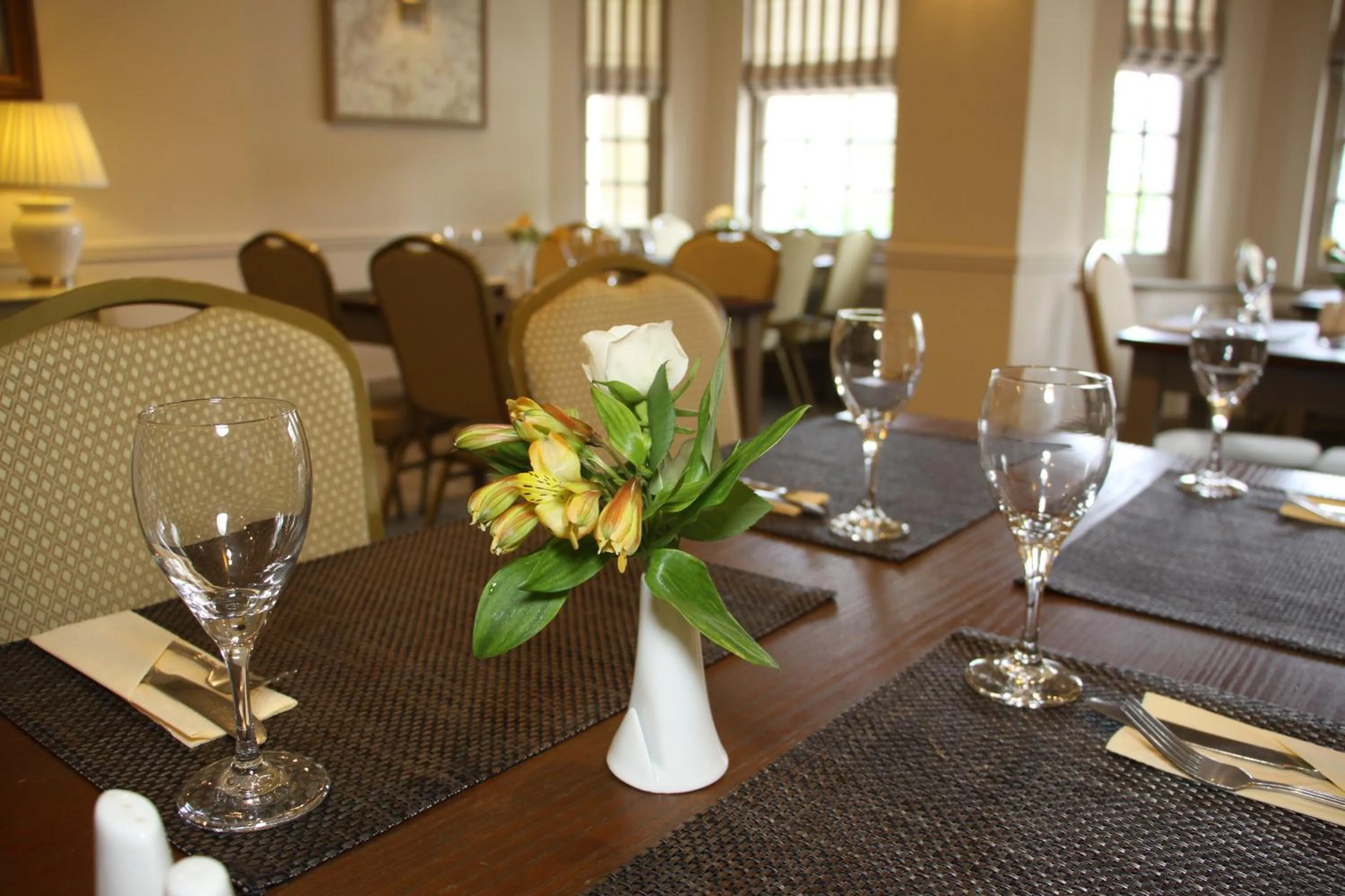 Restaurant/places to eat in Gwesty Nanhoron Arms Hotel