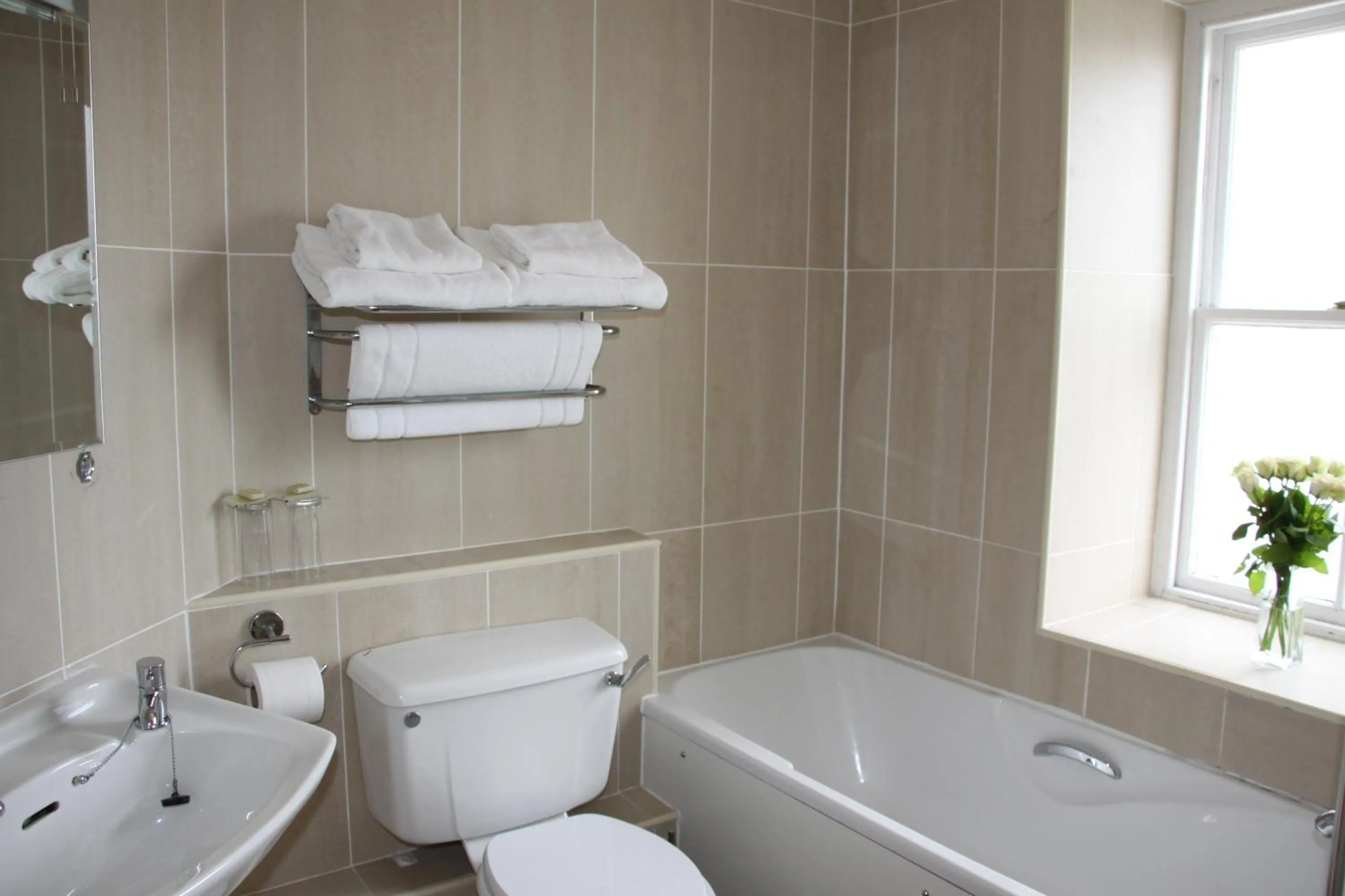 Bathroom in Gwesty Nanhoron Arms Hotel