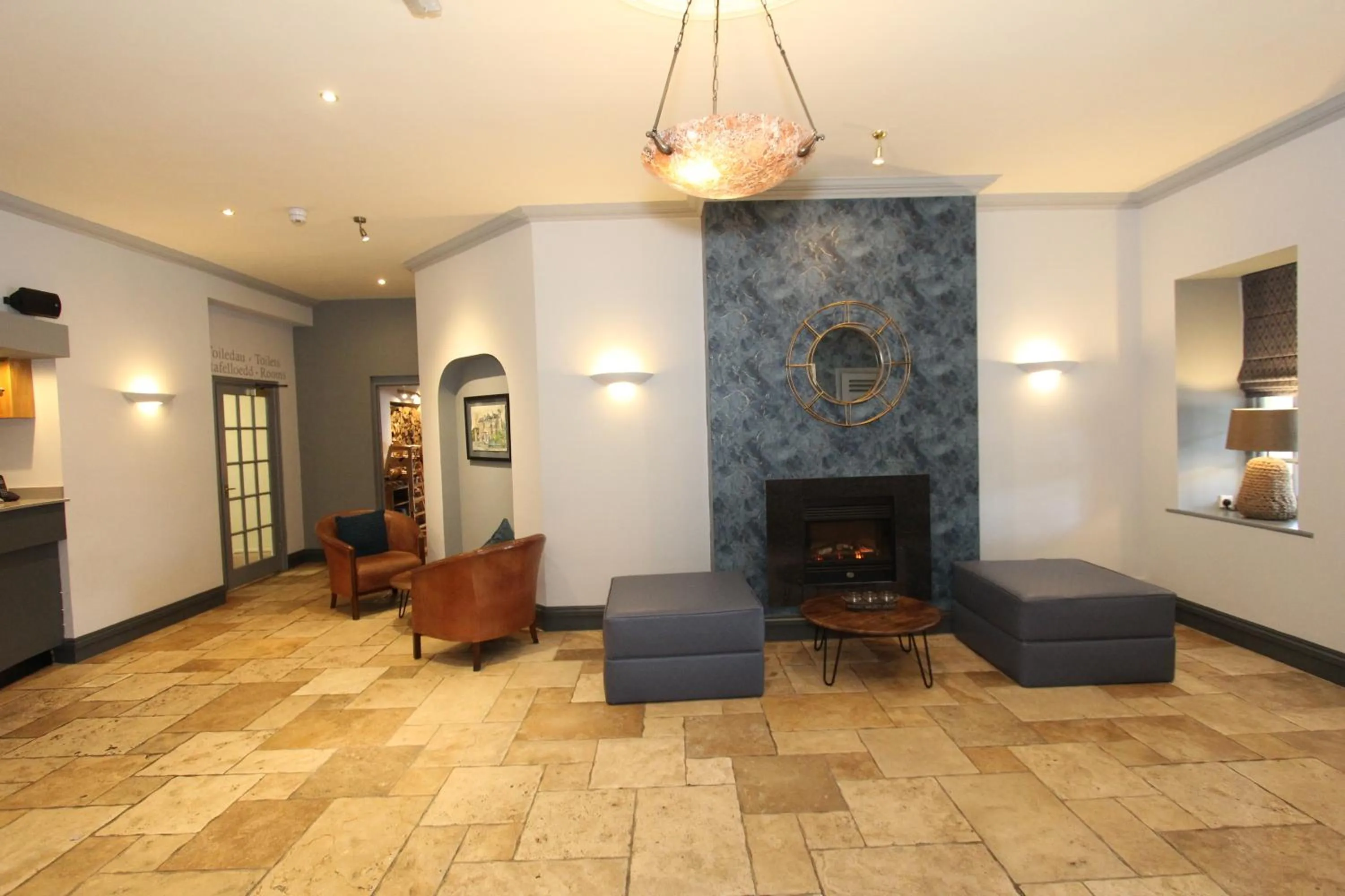 Lobby or reception in Gwesty Nanhoron Arms Hotel