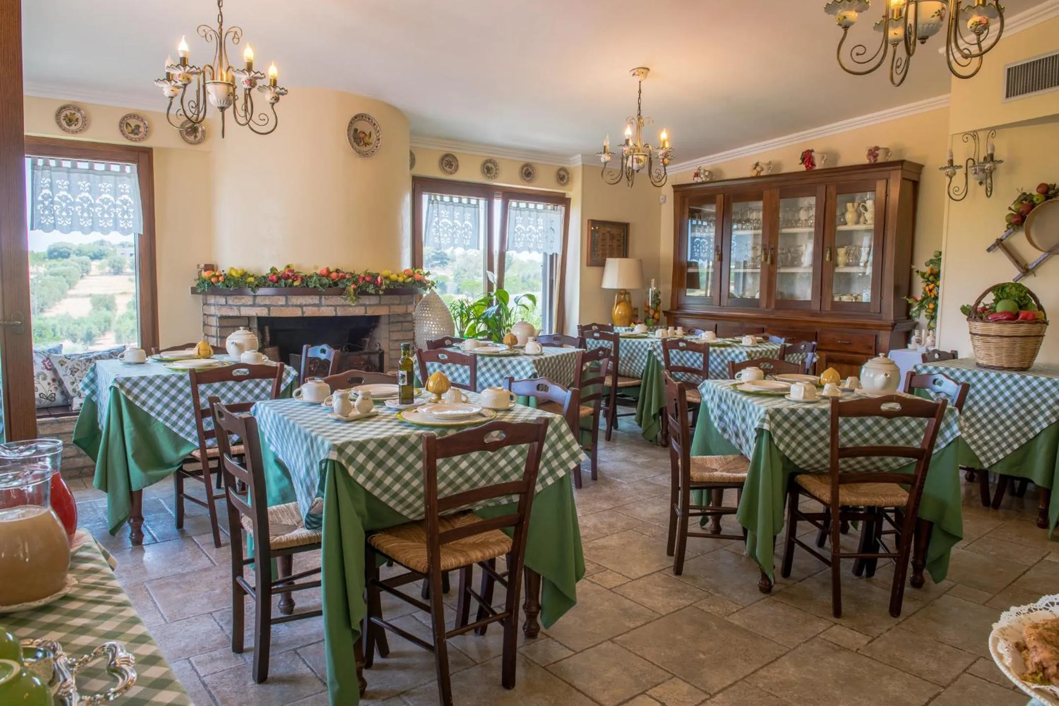 Restaurant/places to eat in Agriturismo Salinola
