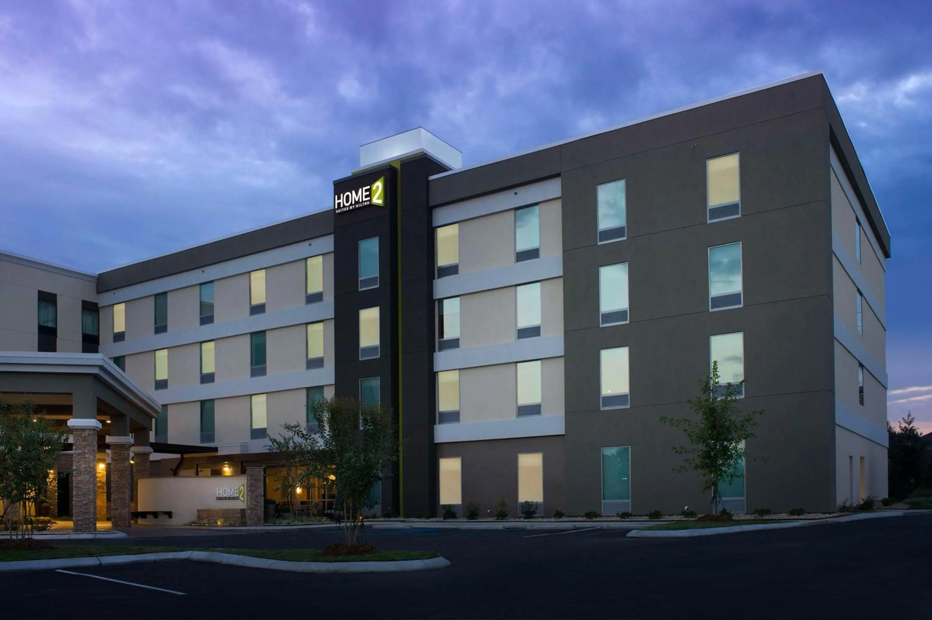 Property building in Home2 Suites by Hilton Hattiesburg