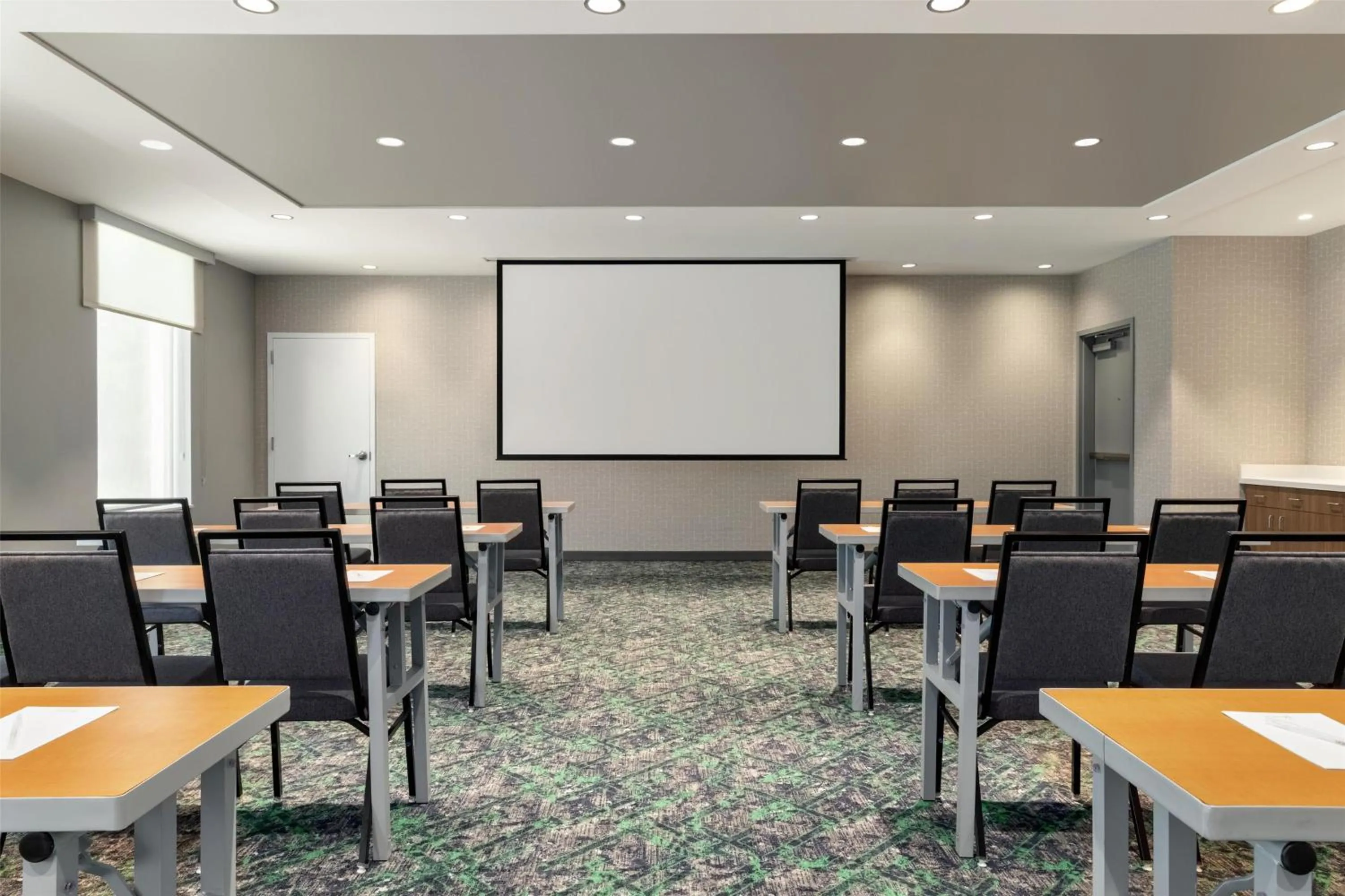 Meeting/conference room in Home2 Suites by Hilton Houston Energy Corridor
