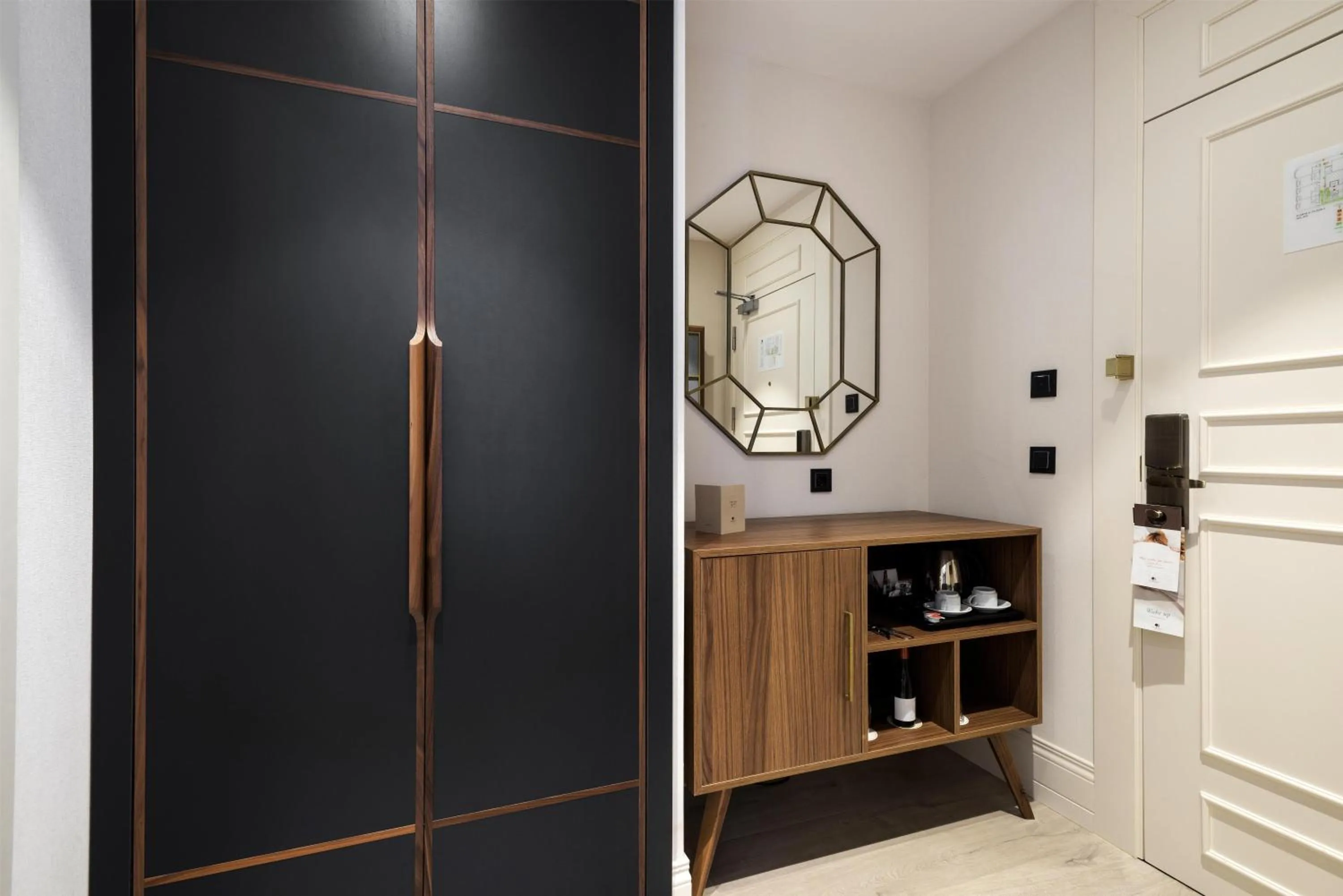 Photo of the whole room in DoubleTree by Hilton Madrid-Prado