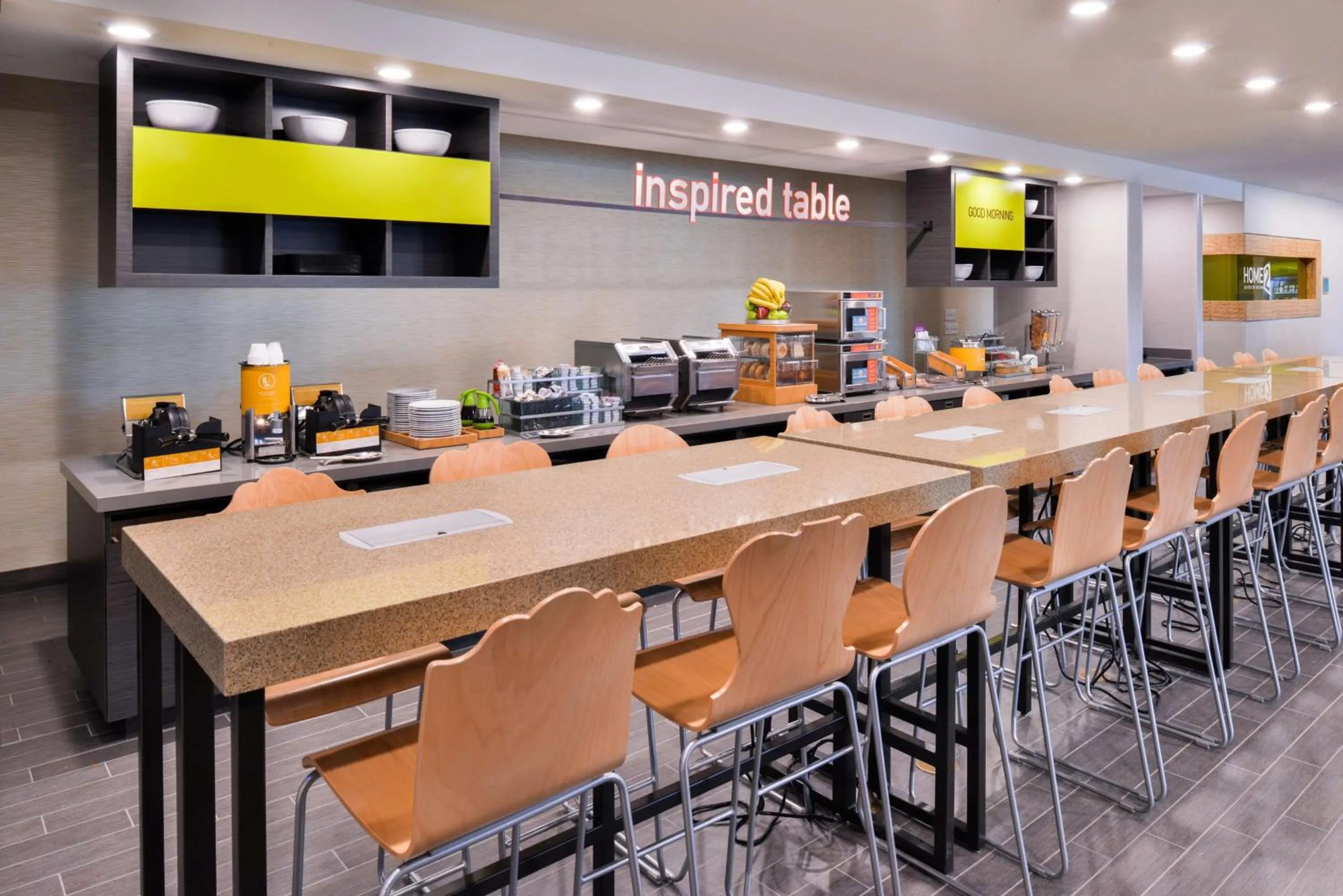 Breakfast in Home2 Suites By Hilton DuPont