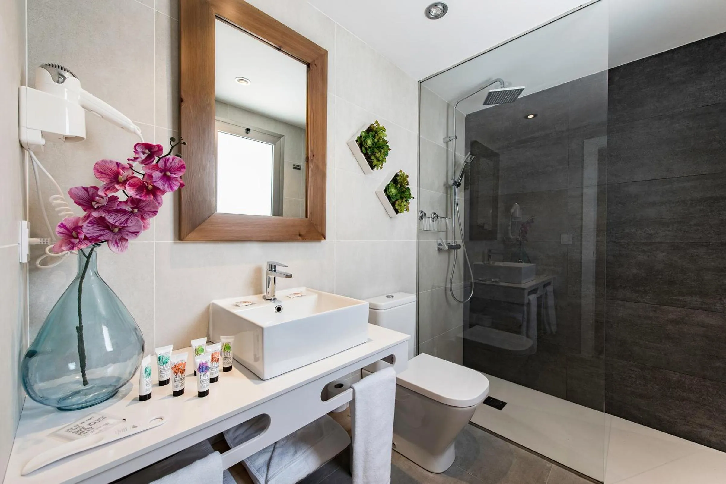 Toilet in Typic Marina Playa - Adults Only