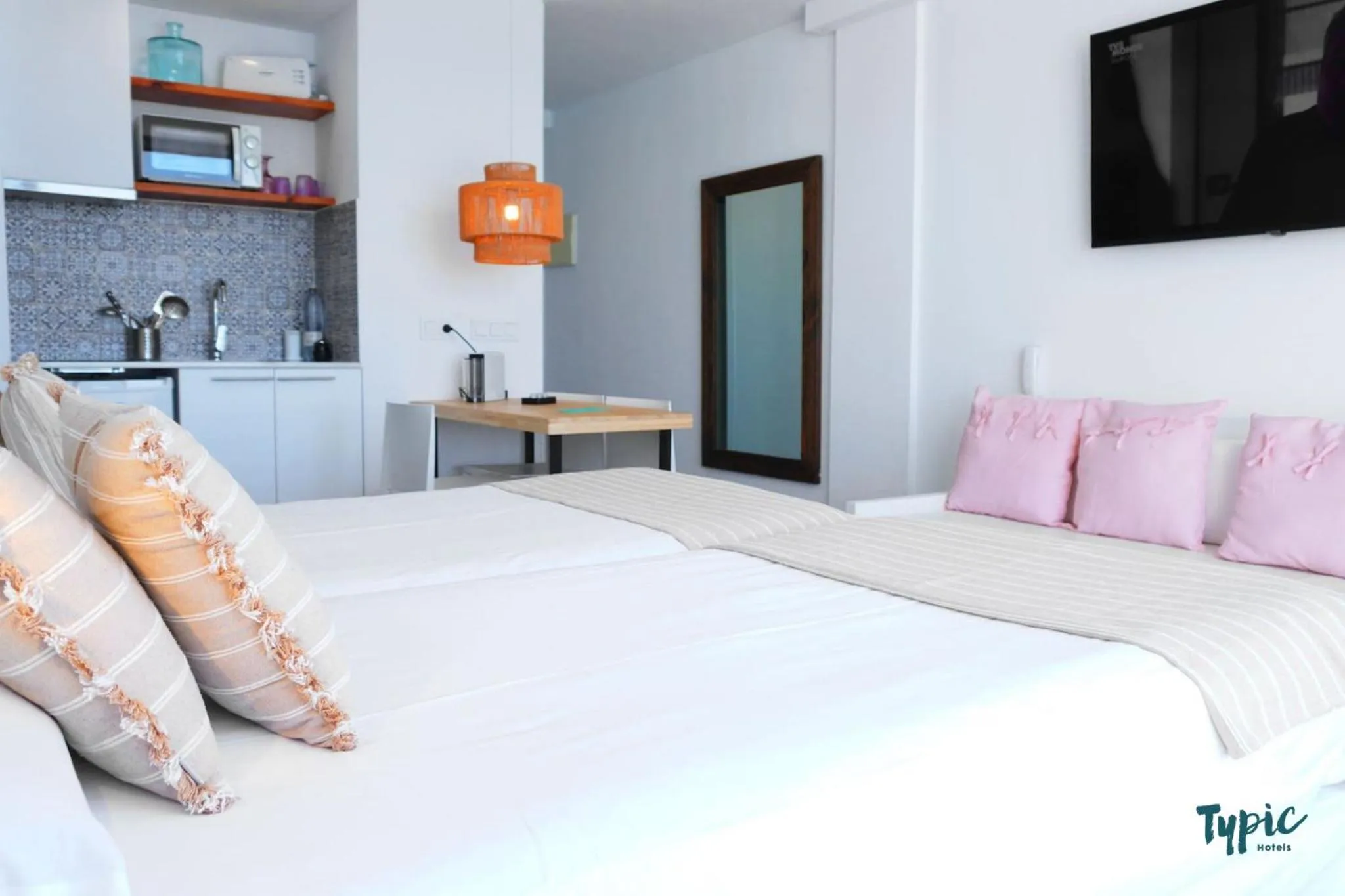 Bed in Typic Marina Playa - Adults Only