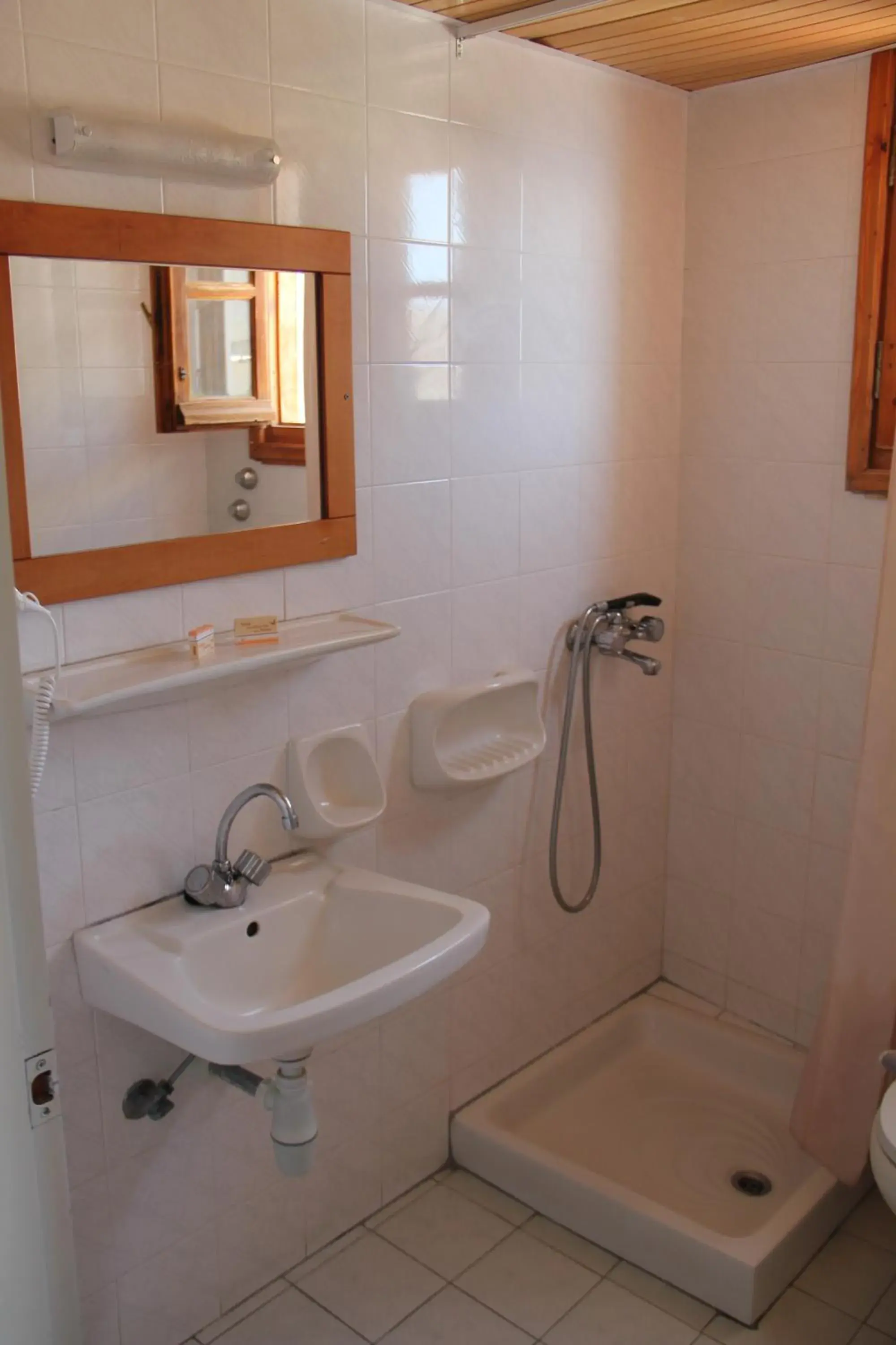 Triple Room with Balcony in Hotel Alkyon Triple Room with Balcony in Hotel Alkyon