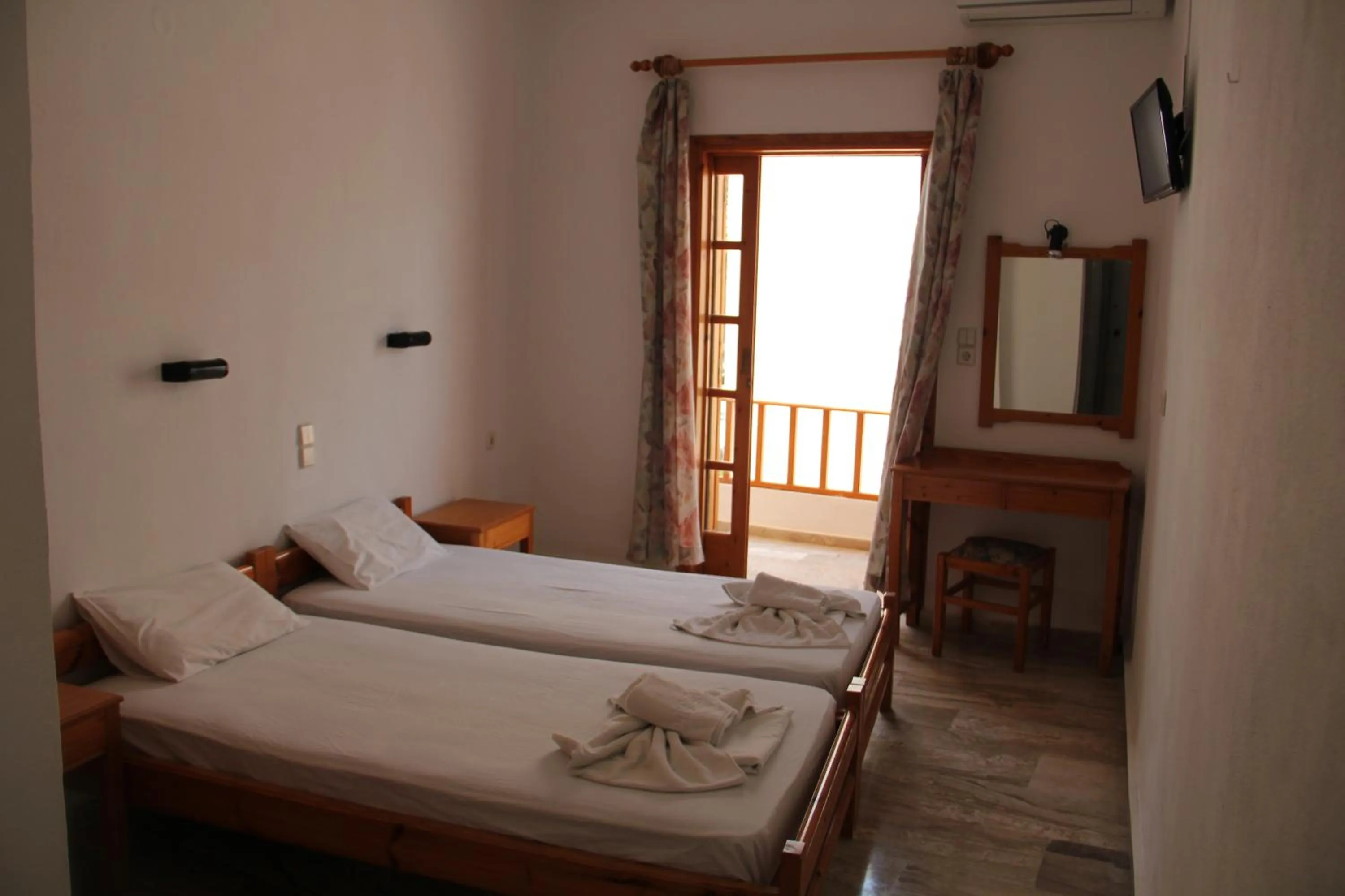 Bedroom, Bed in Hotel Alkyon