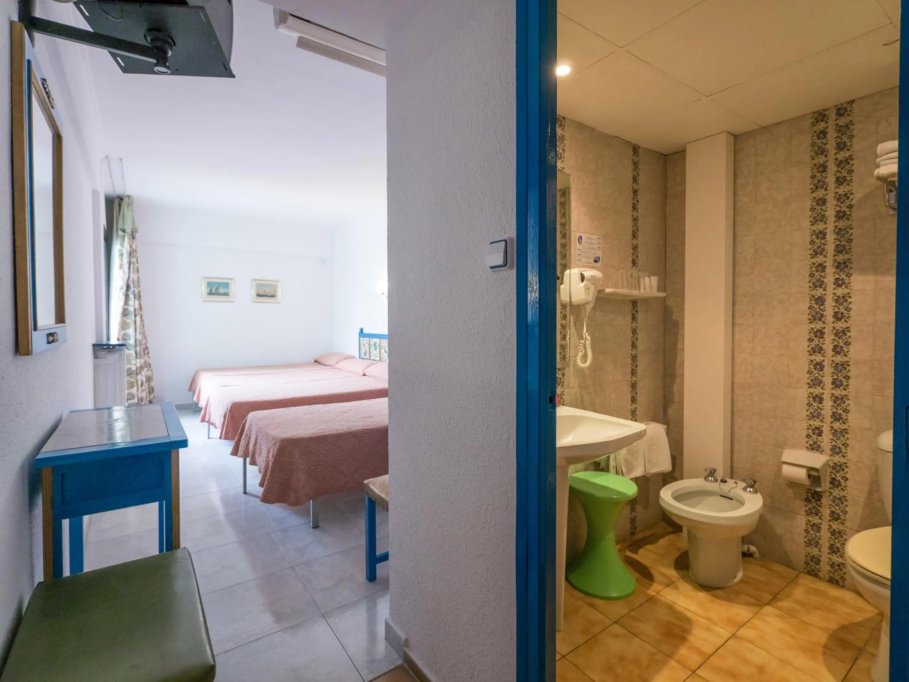 Bed in Checkin Garbí