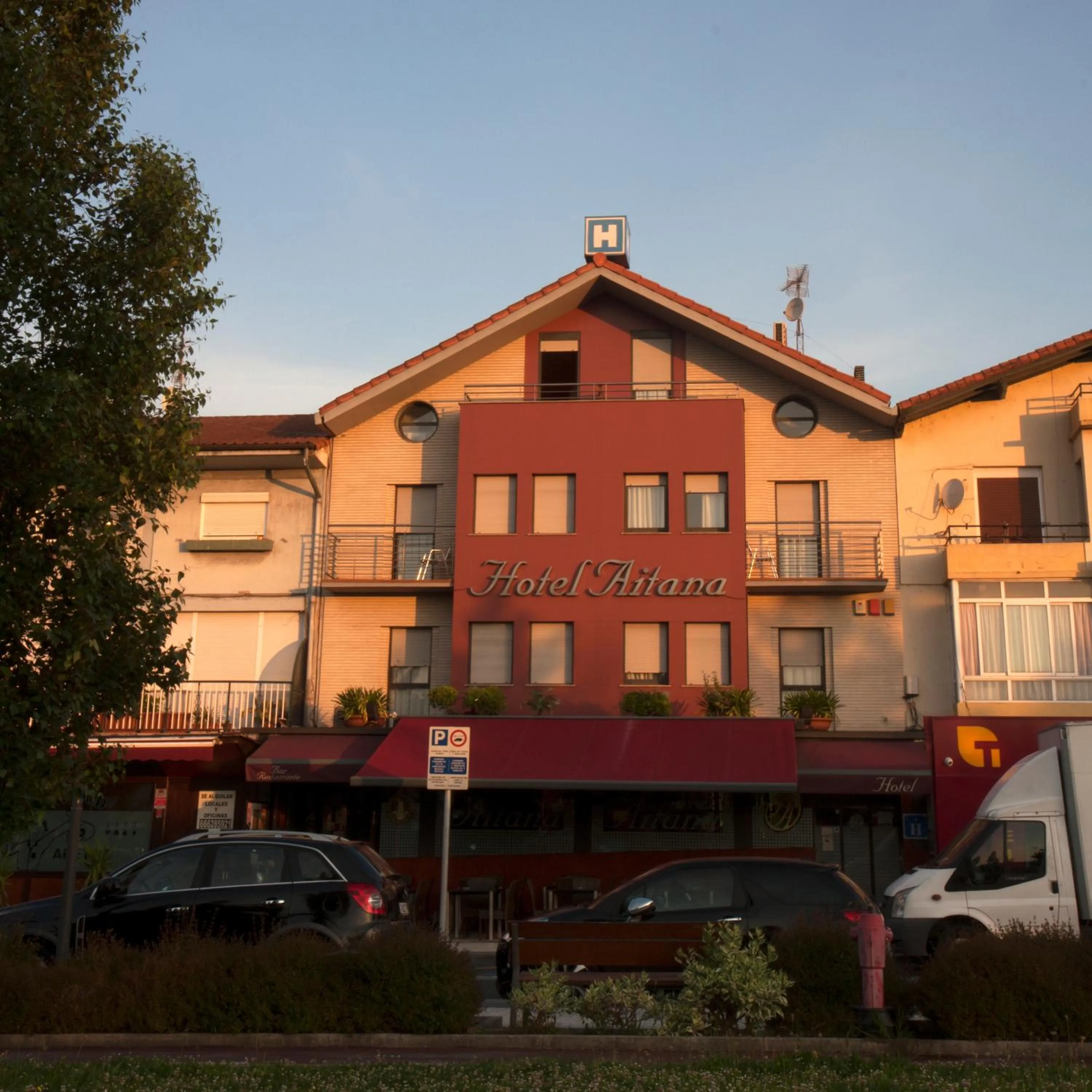 Facade/entrance in Hotel Aitana