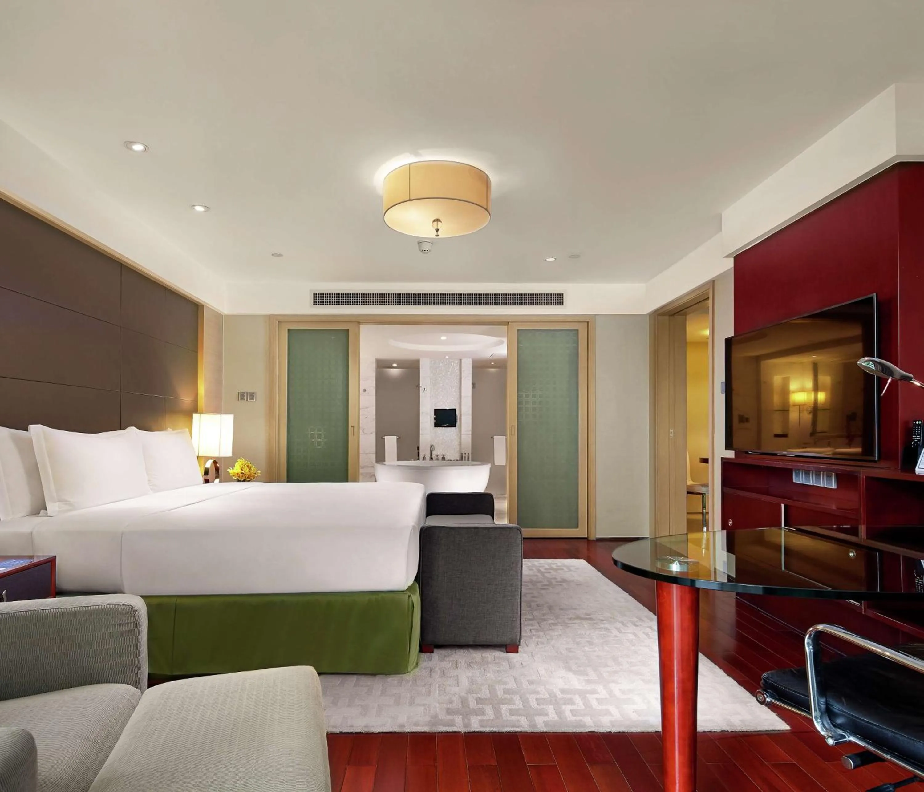 Bedroom, Bed in Hilton Guangzhou Science City, Free Shuttle Bus during Canton Fair