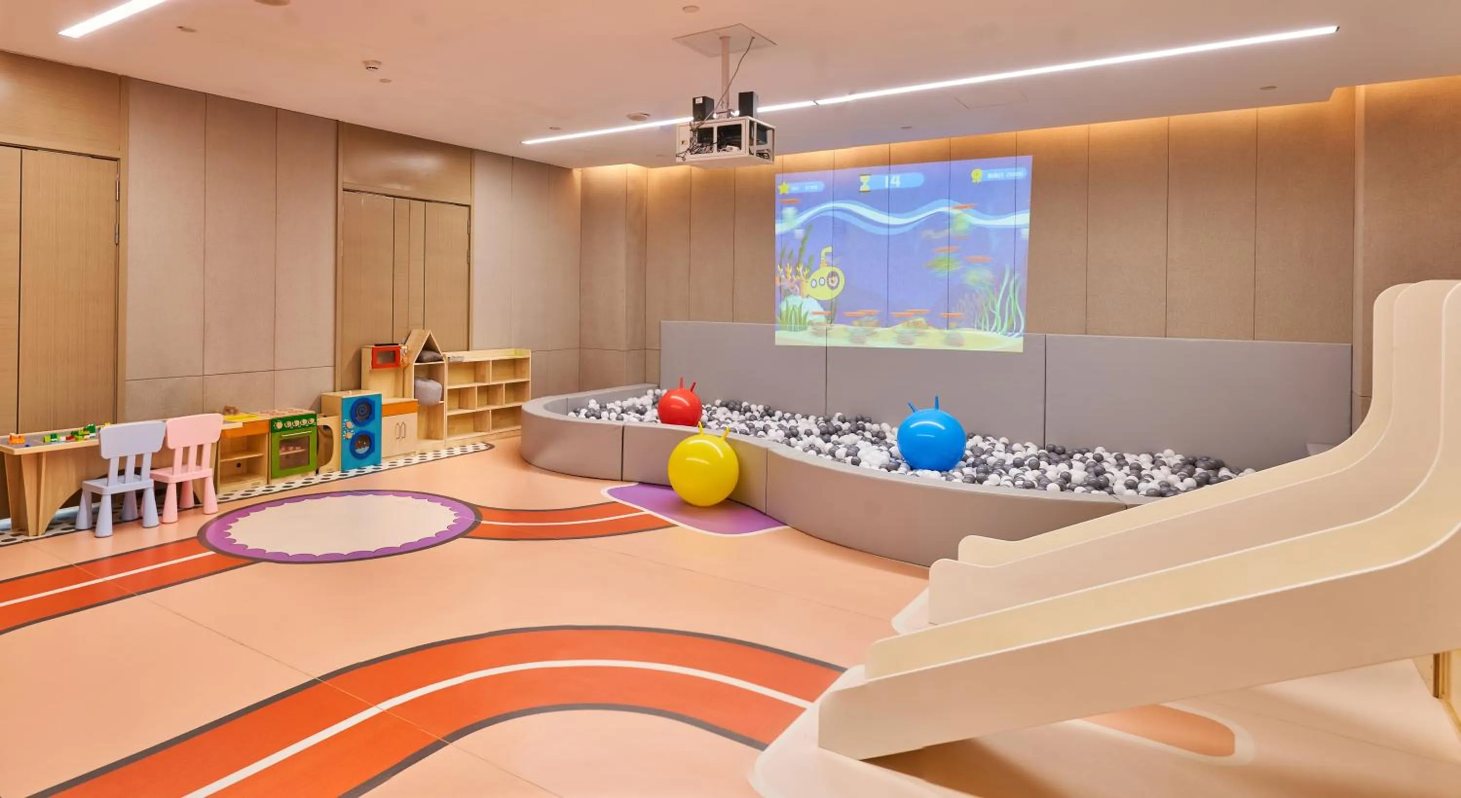 Children play ground in Hilton Guangzhou Science City, Free Shuttle Bus during Canton Fair