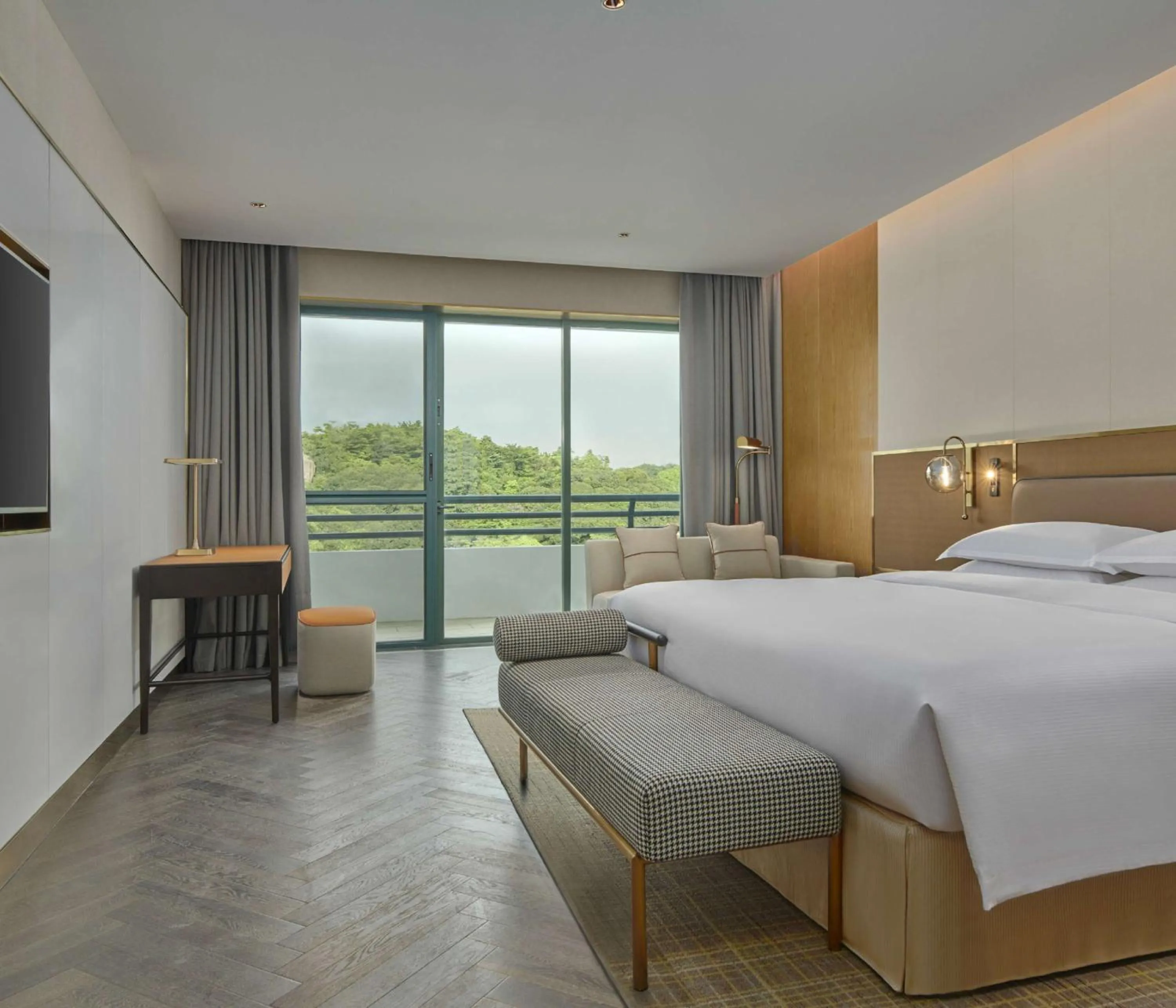 Bed in Hilton Guangzhou Science City, Free Shuttle Bus during Canton Fair