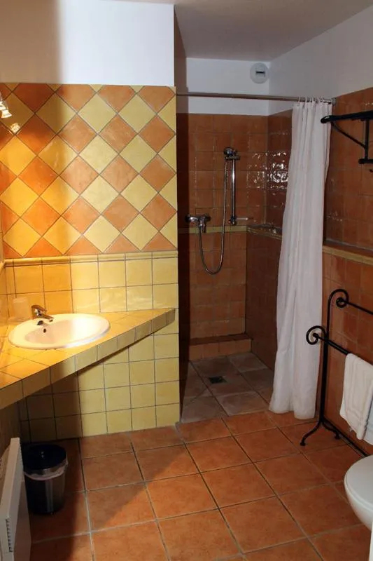 Bathroom in Le Relais Du Grand Logis