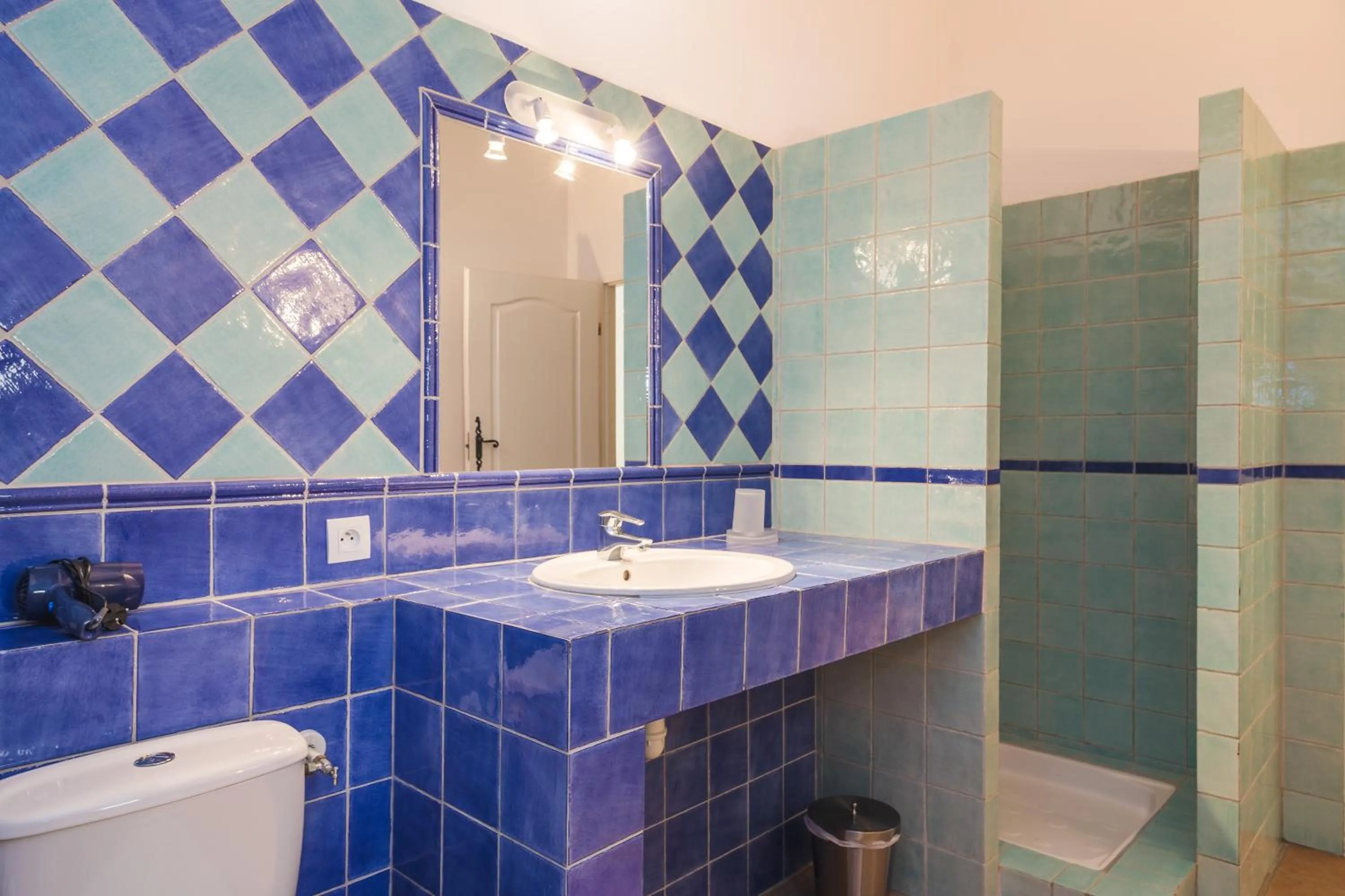 Shower in Le Relais Du Grand Logis