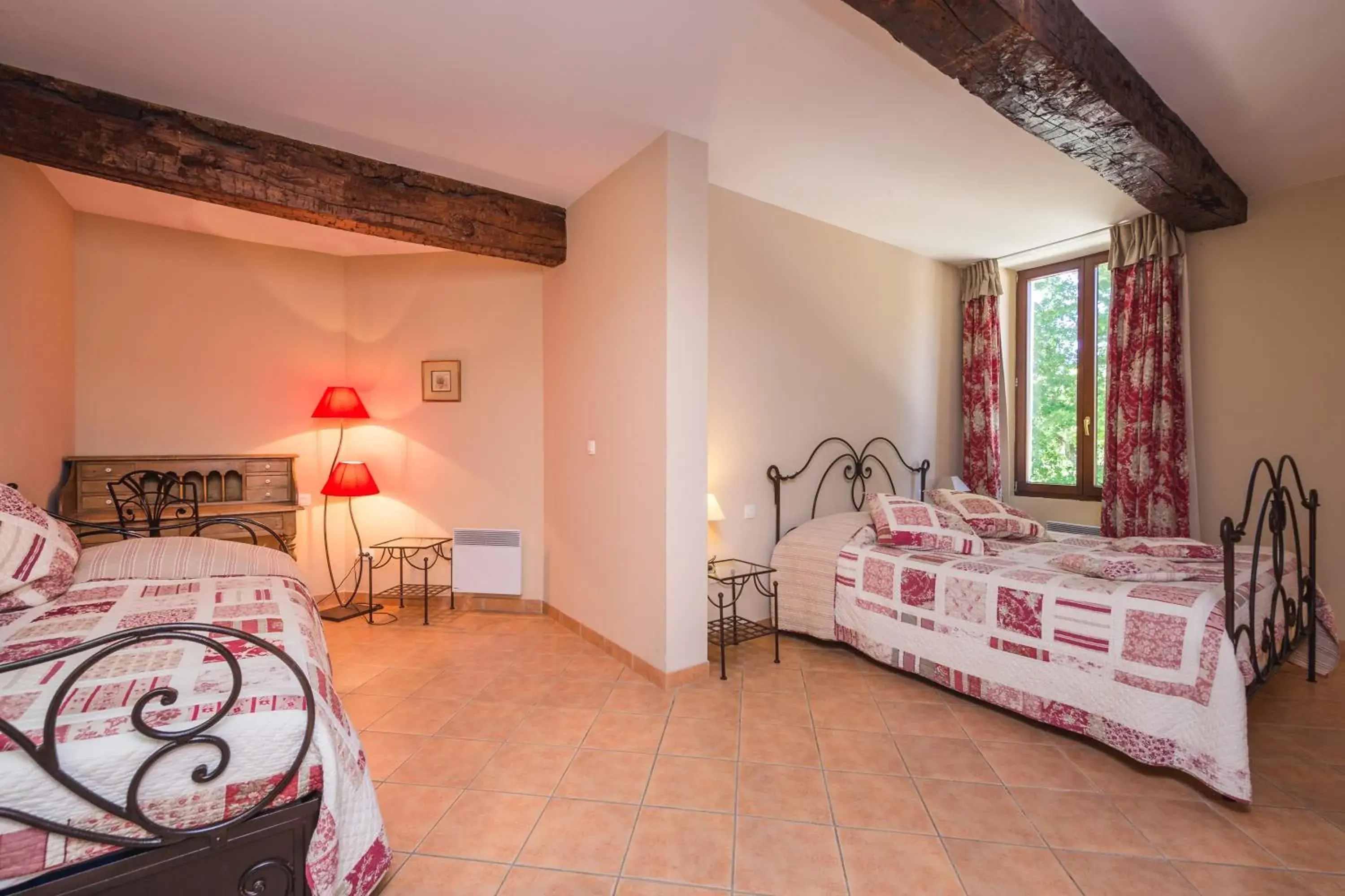 Comfort Family Room in Le Relais Du Grand Logis Comfort Family Room in Le Relais Du Grand Logis