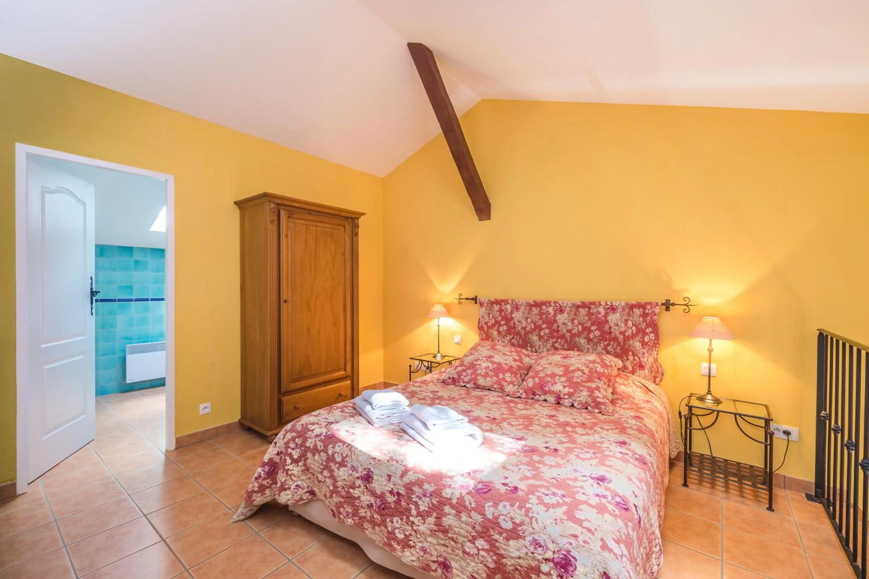 Photo of the whole room, Bed in Le Relais Du Grand Logis