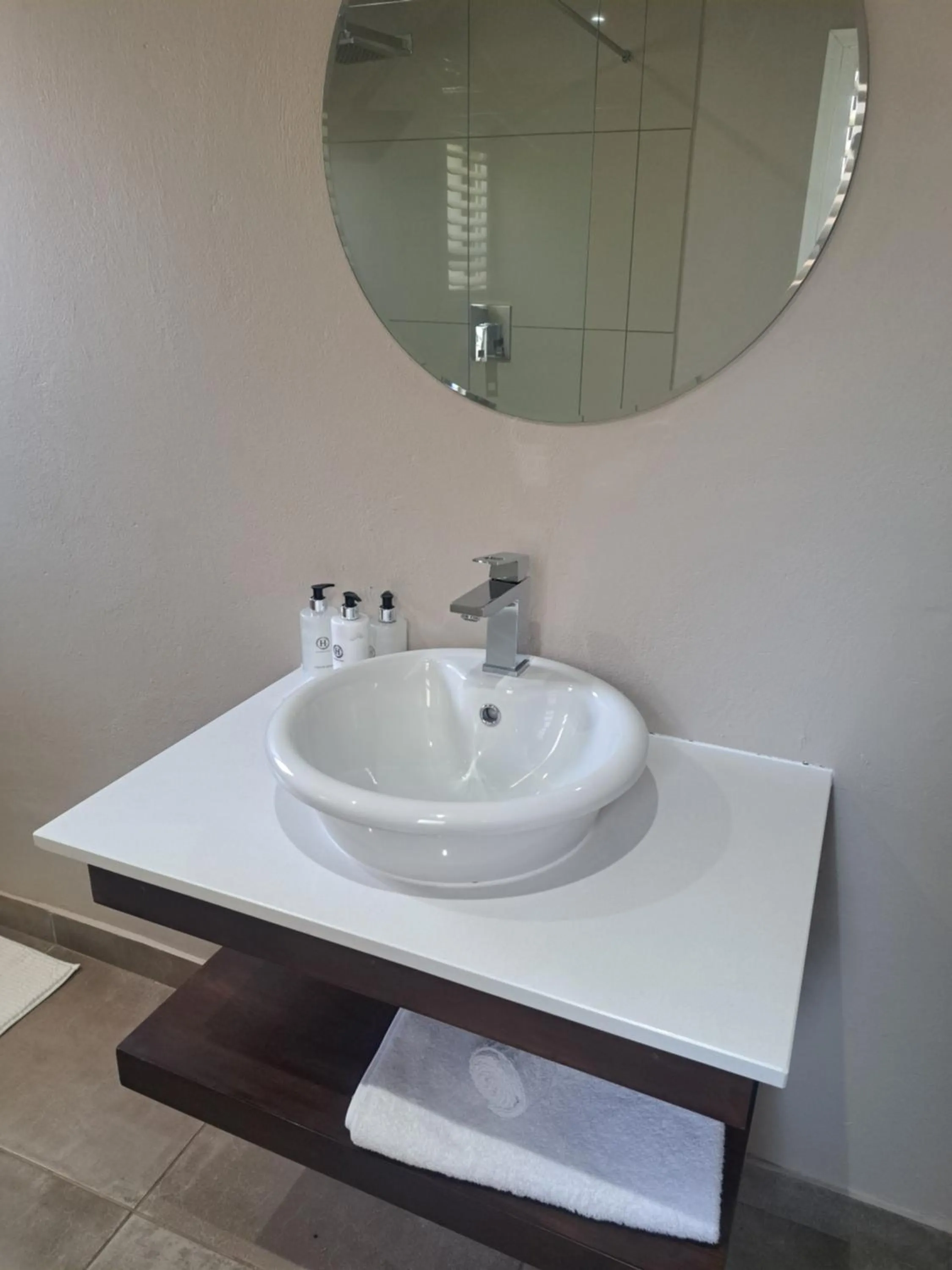 Bathroom in Abella Bed and Breakfast