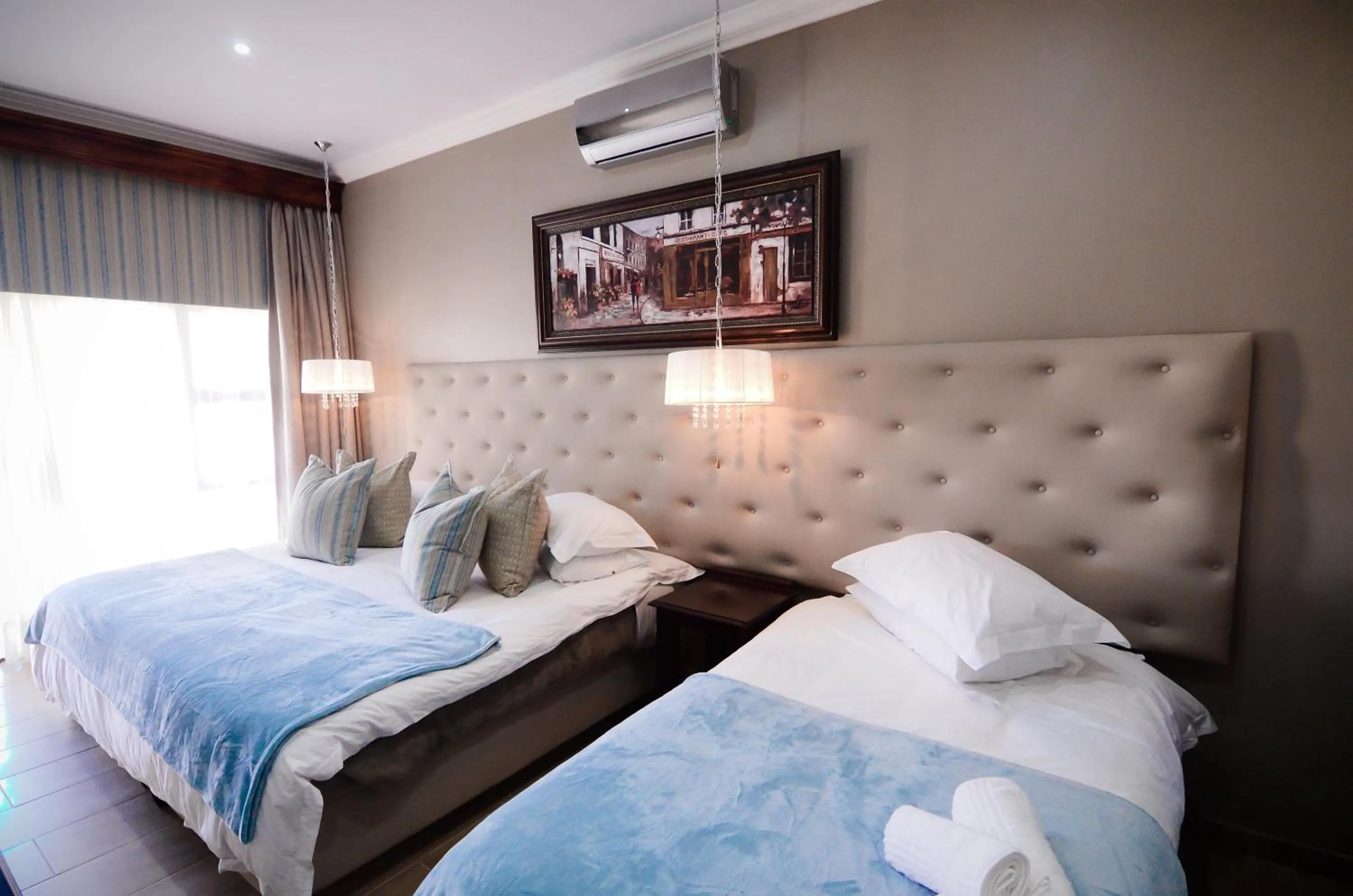 Toilet, Bed in Abella Bed and Breakfast