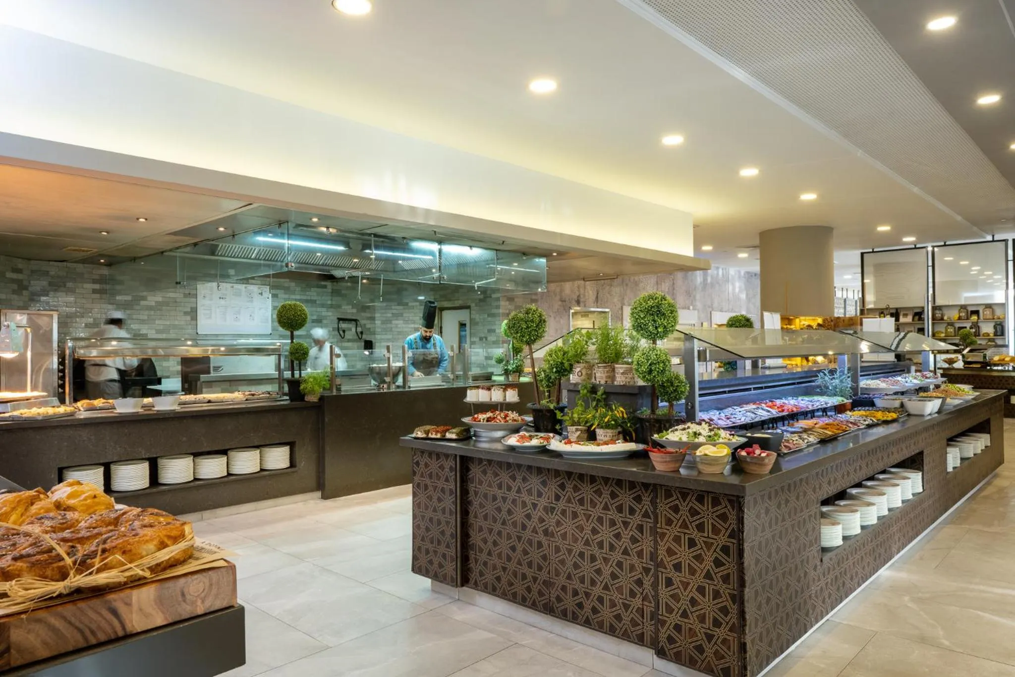 Restaurant/places to eat in Vert Dead Sea by AFI Hotels