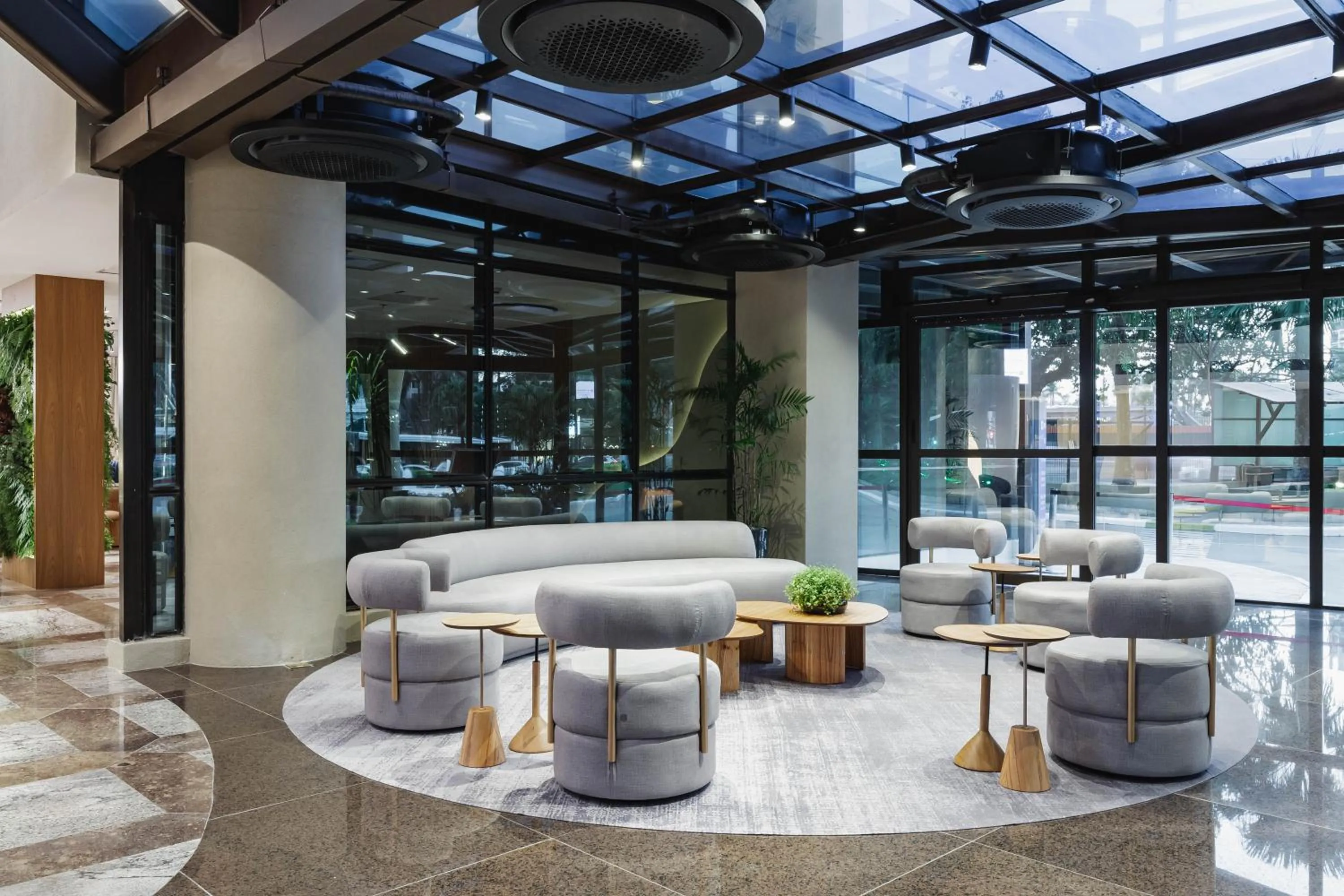 Lounge or bar in Wyndham Sao Paulo Ibirapuera Convention Plaza