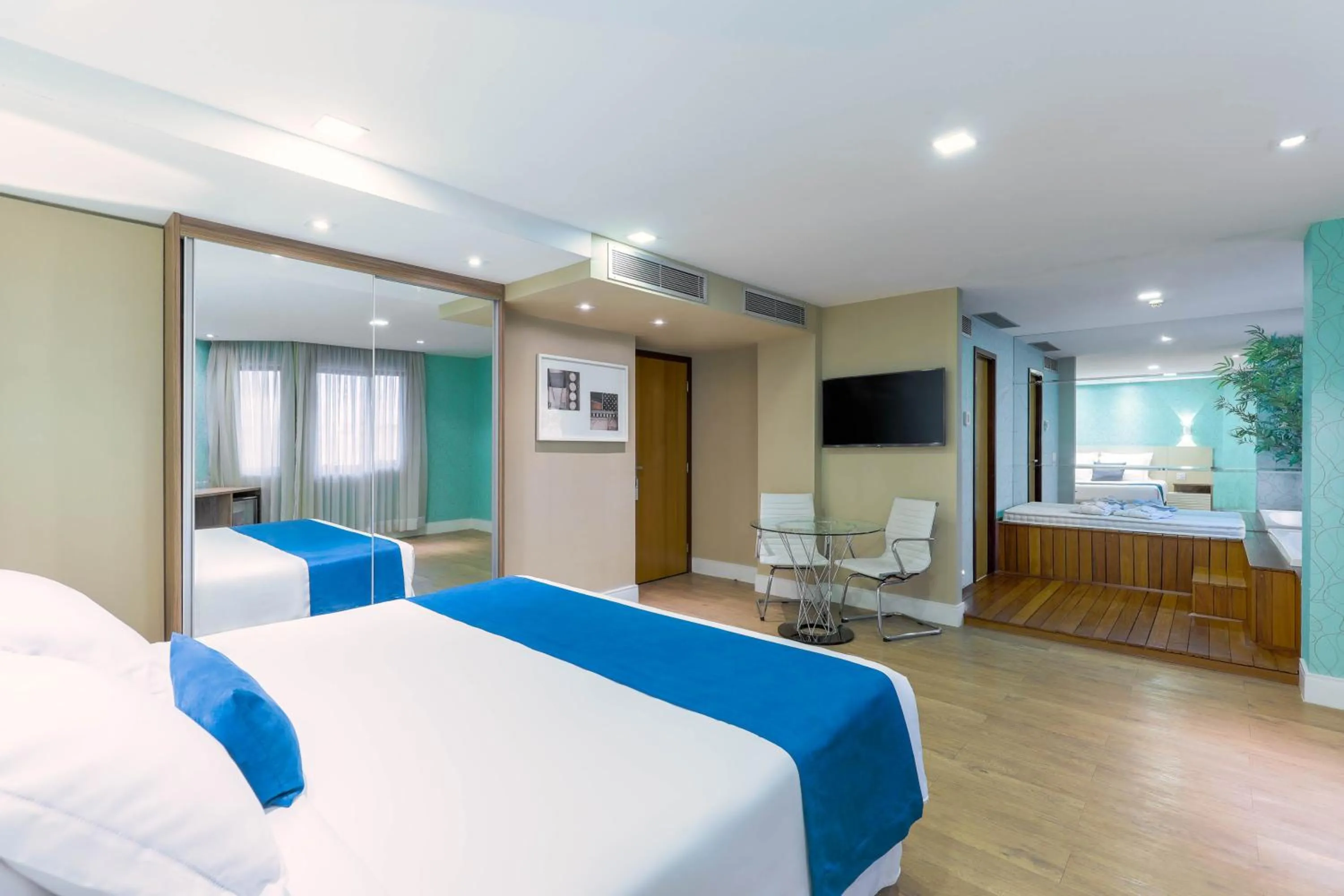 Bed in Wyndham Sao Paulo Ibirapuera Convention Plaza