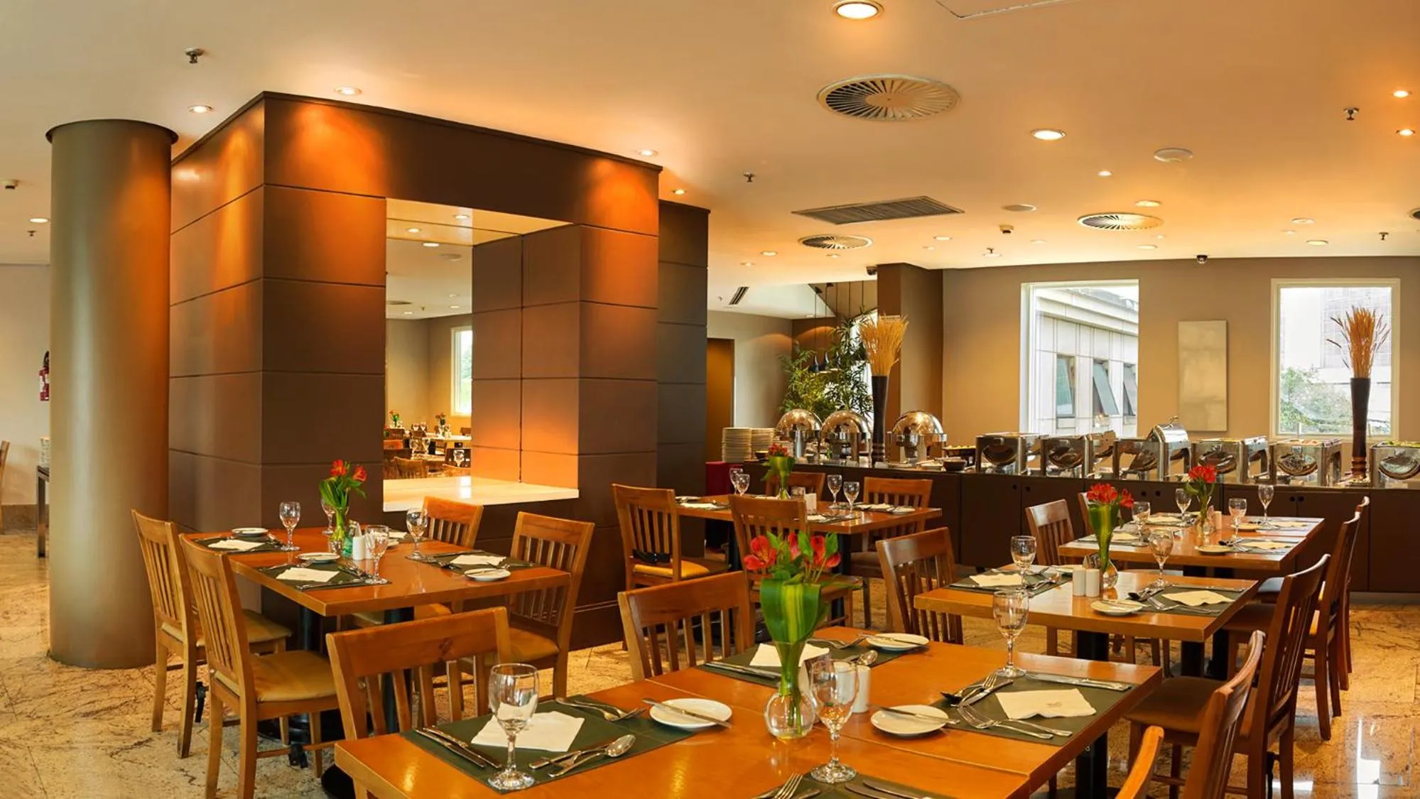 Restaurant/places to eat in Wyndham Sao Paulo Ibirapuera Convention Plaza