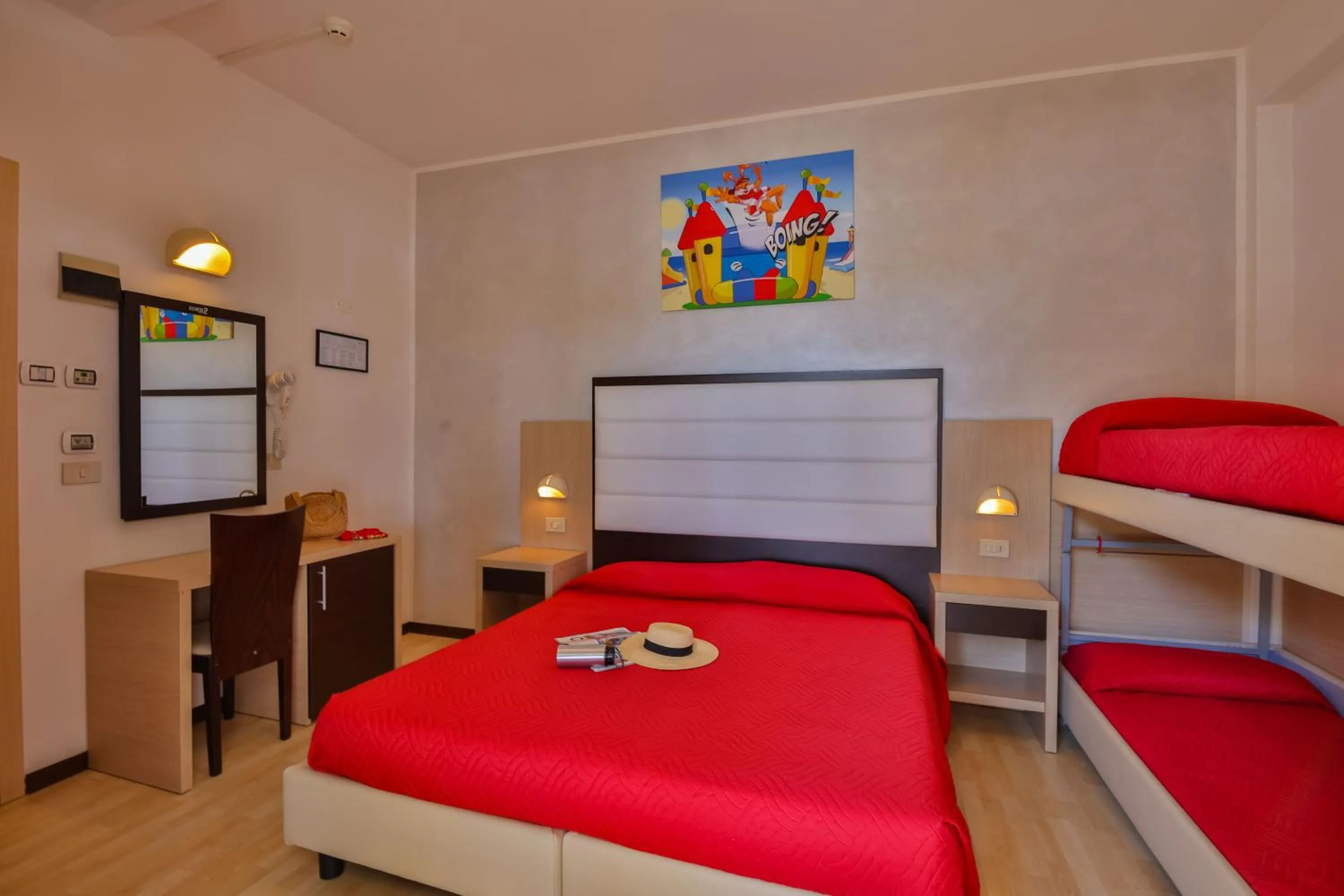 Bedroom, Bed in Ciccio Hotel