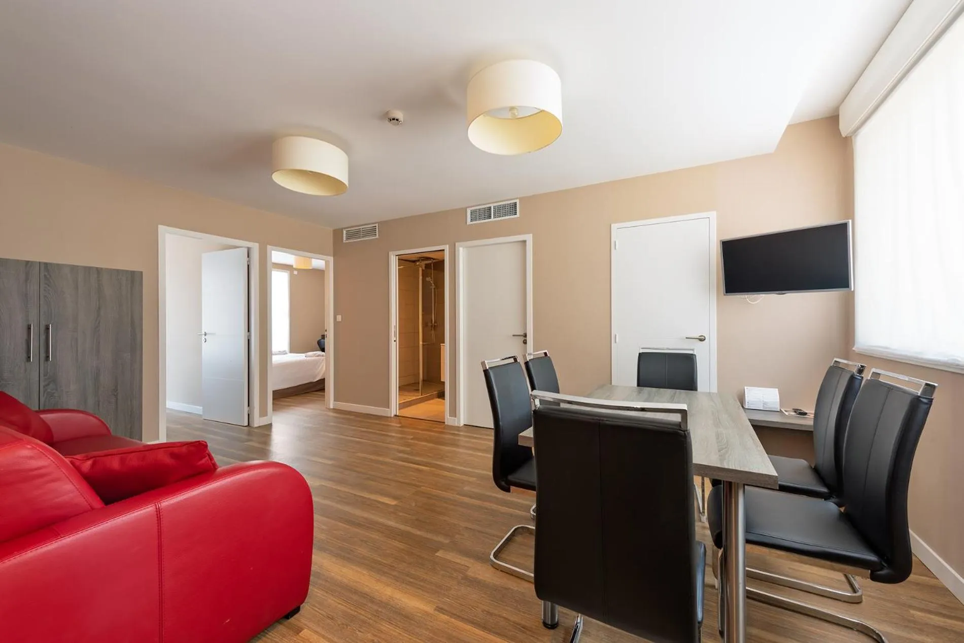 Kitchen or kitchenette in Park Hôtel & Appartements