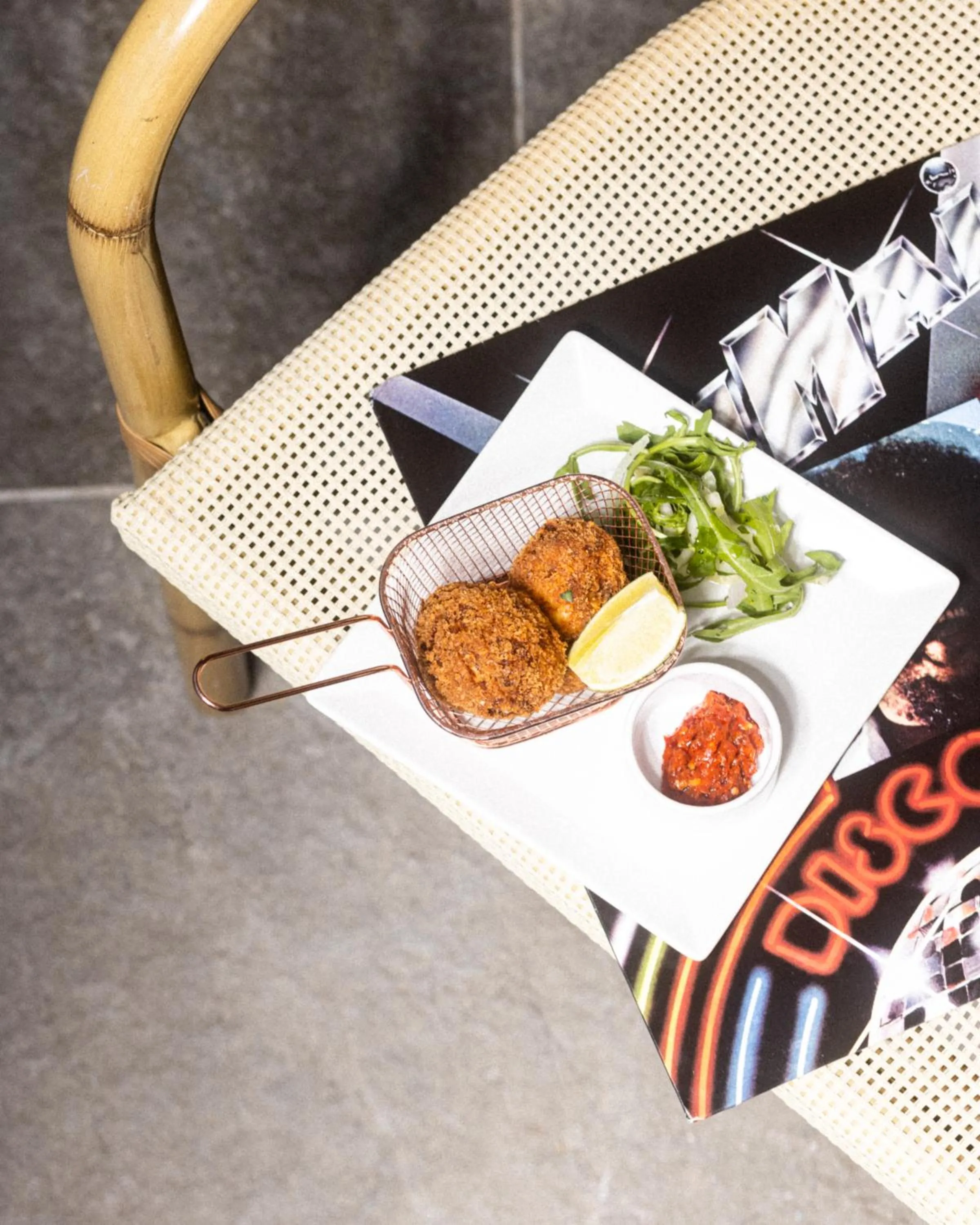 Food and drinks in Hotel River fronte mare con piscina