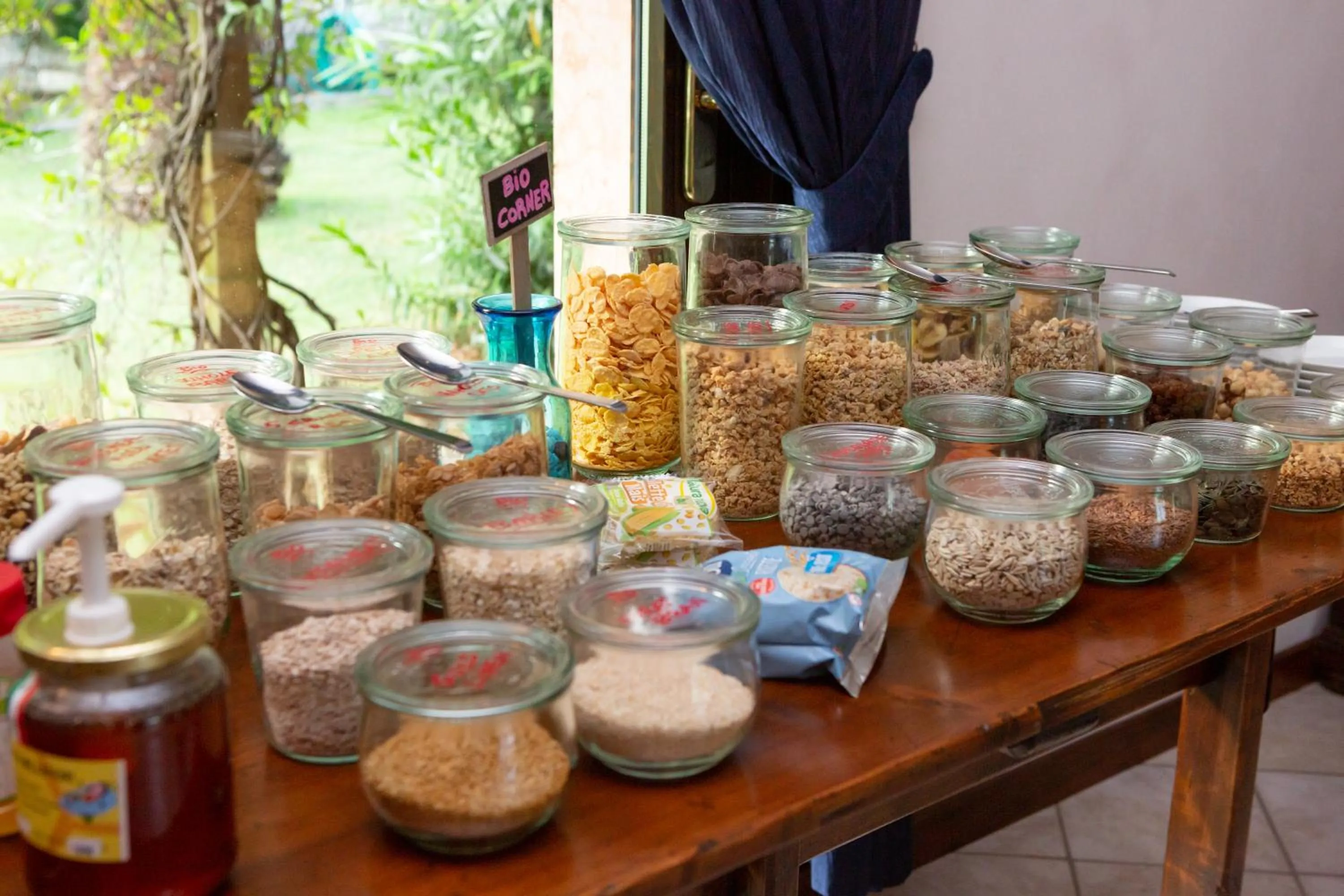 Buffet breakfast in Residence Alesi