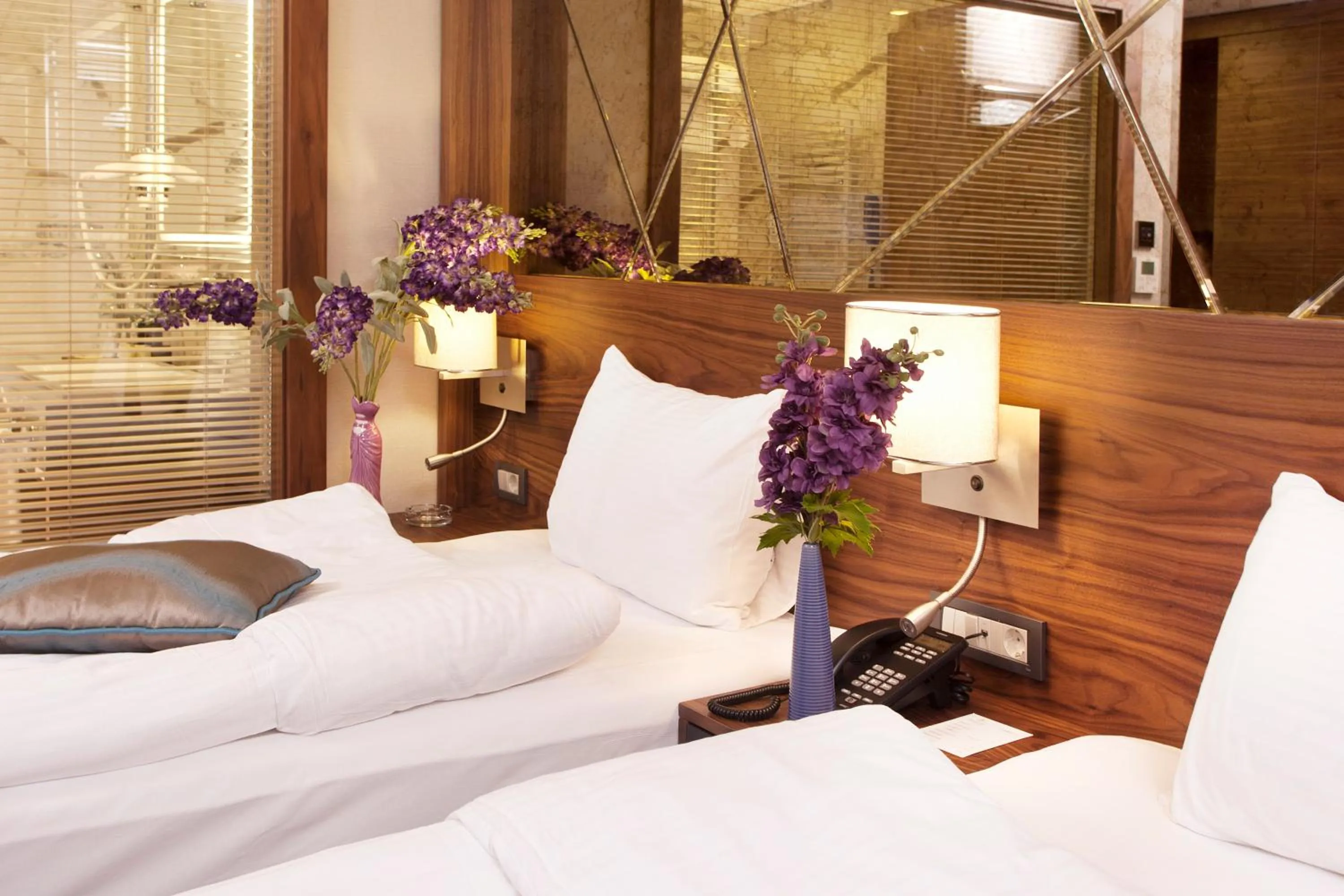 Photo of the whole room, Bed in Artur Hotel