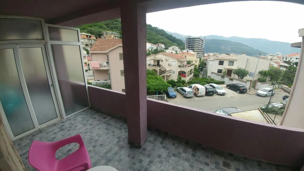 Property building in Apartman Bećir