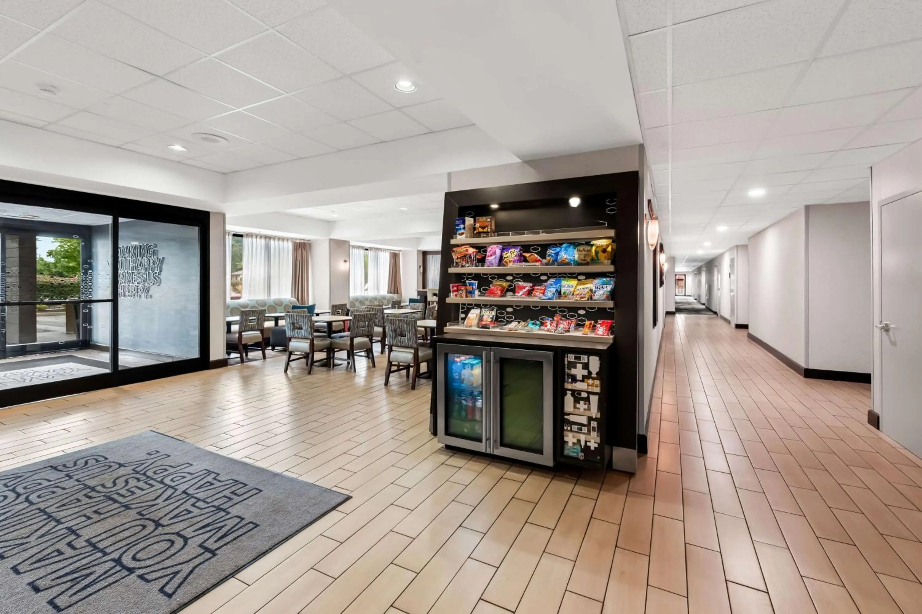 Restaurant/places to eat in Hampton Inn Pennsville