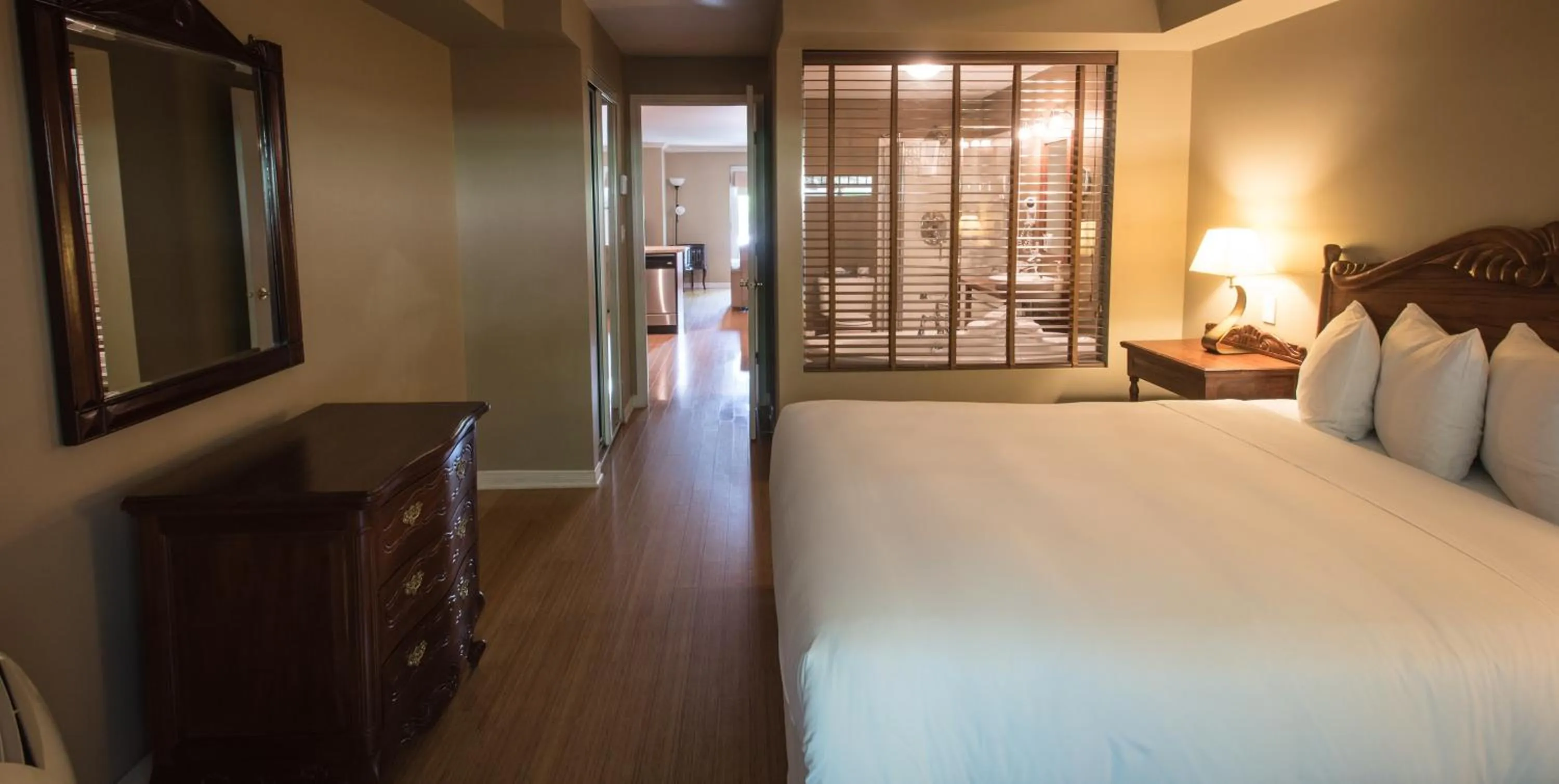 Bedroom in Hotel St-Sauveur