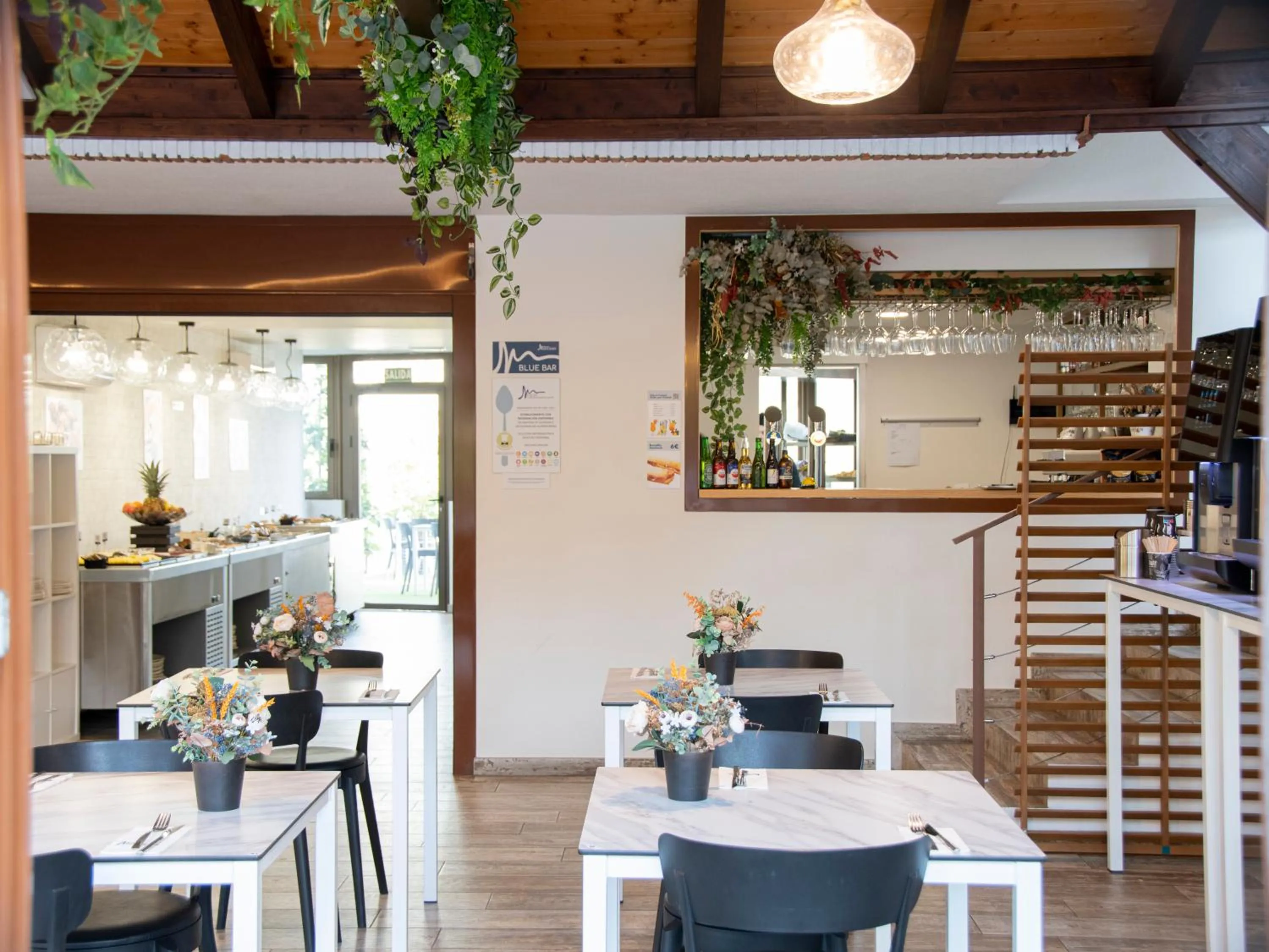 Restaurant/places to eat in Hotel Boutique Calas de Alicante