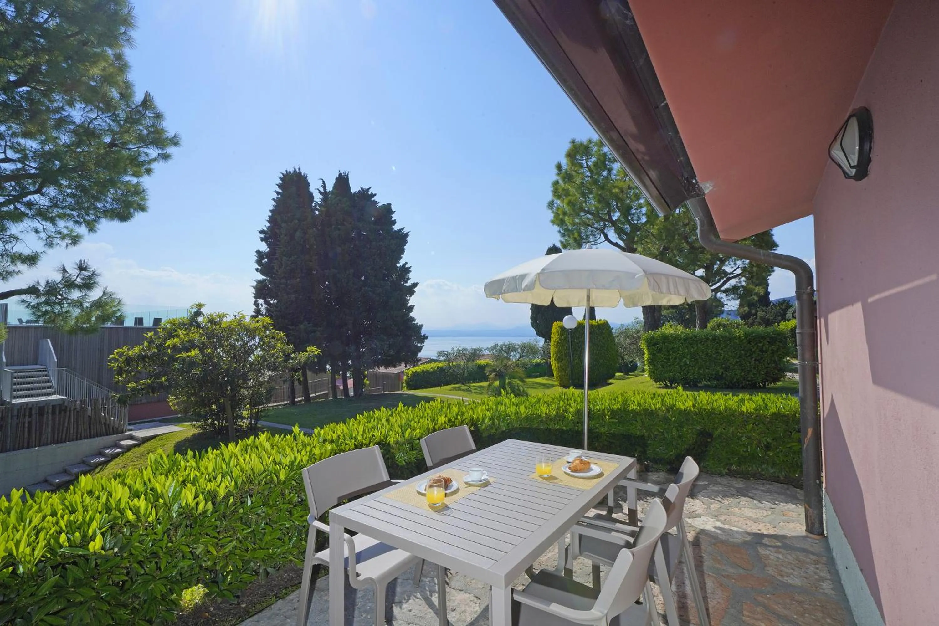 Garden view in Residence Arca