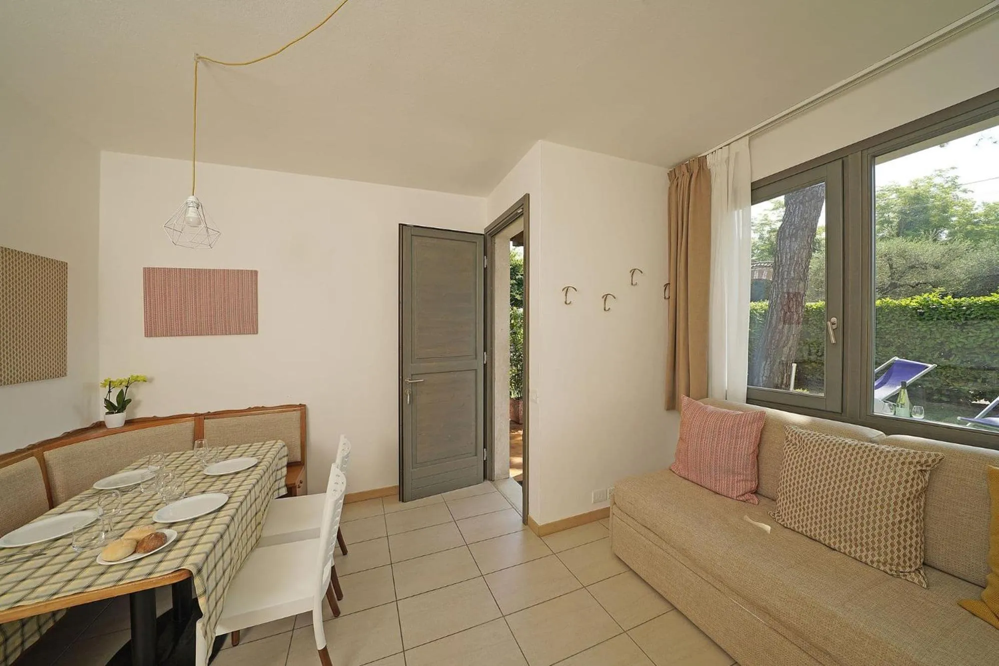 Dining area in Residence Arca