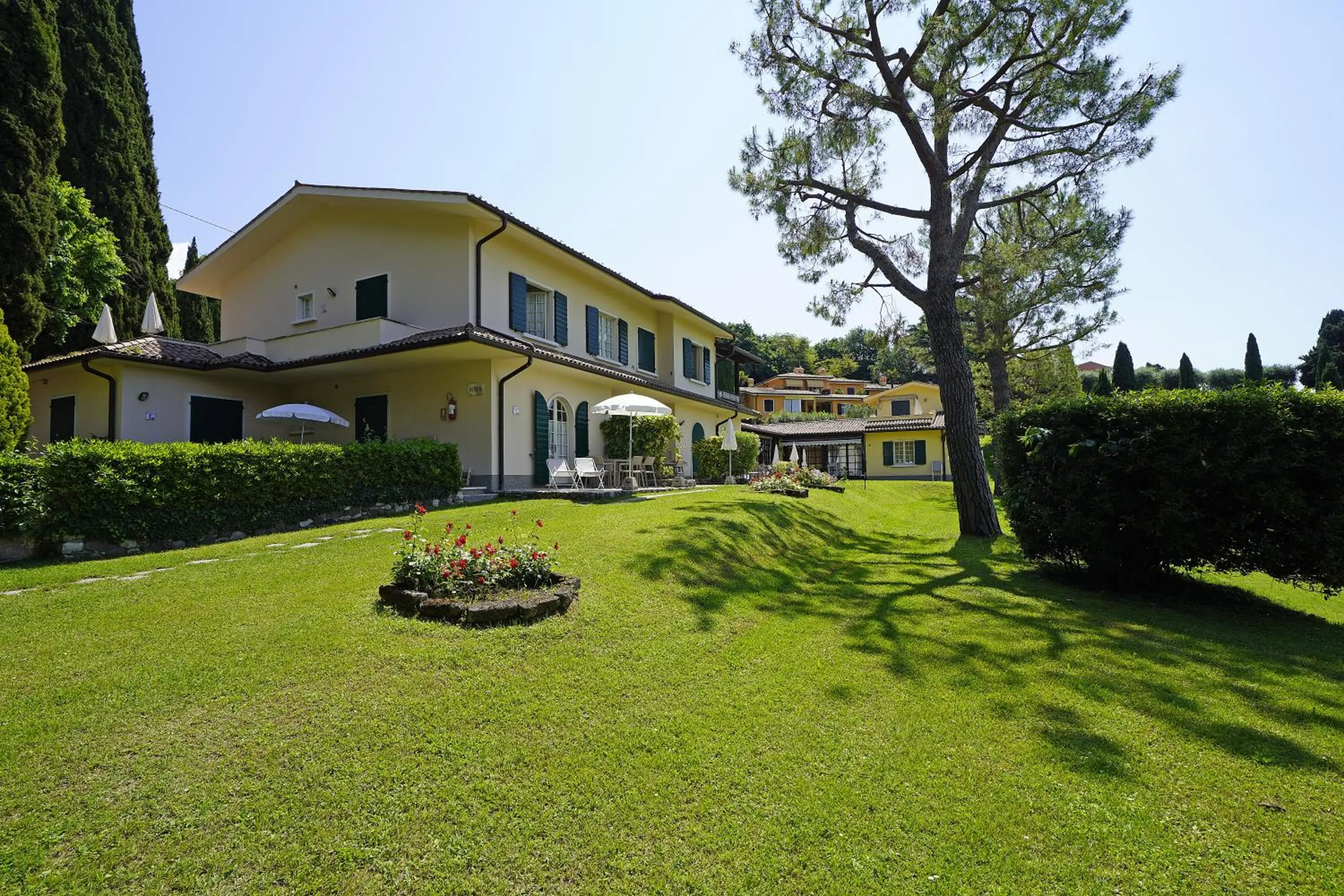 Garden view in Residence Arca