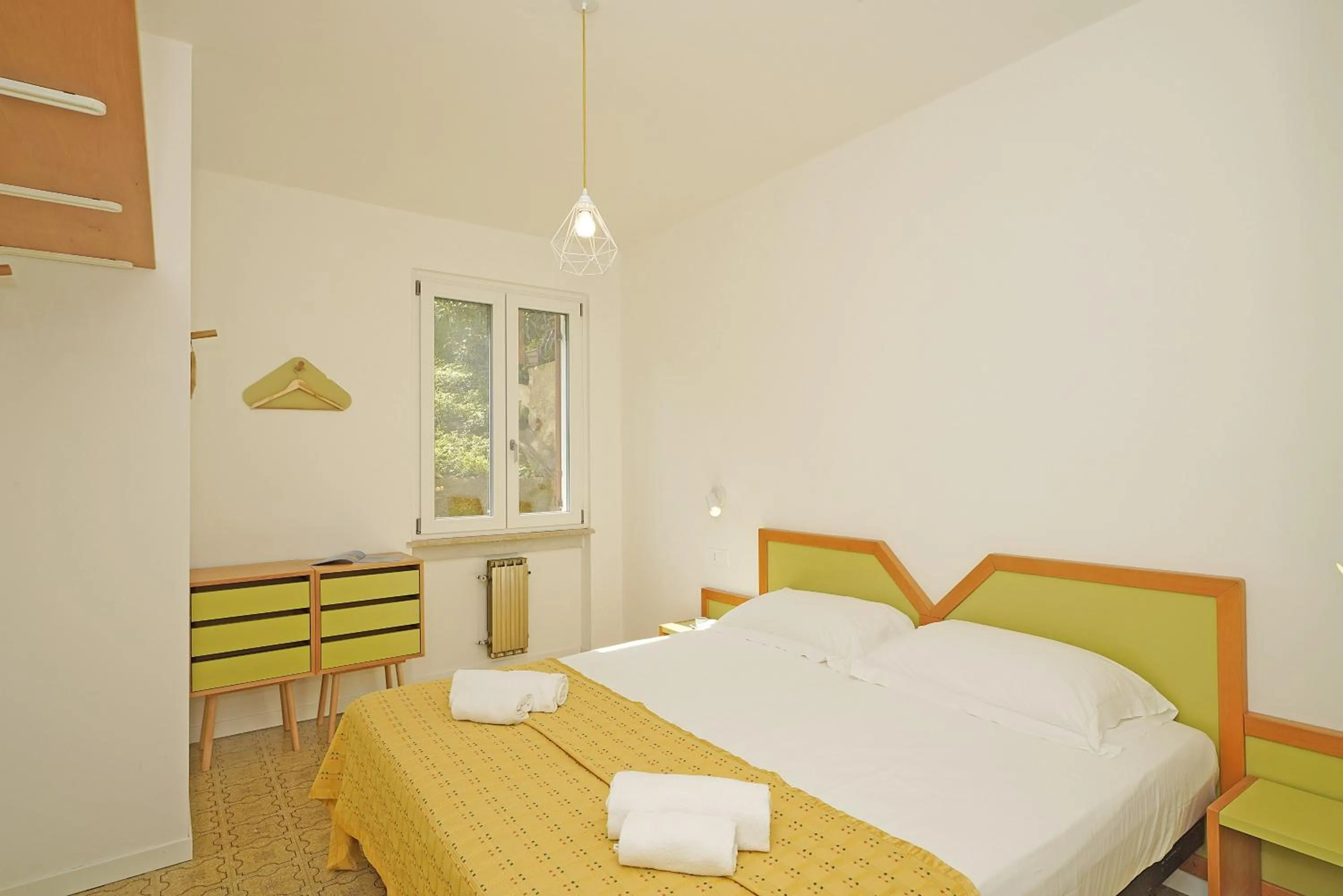 Photo of the whole room, Bed in Residence Arca