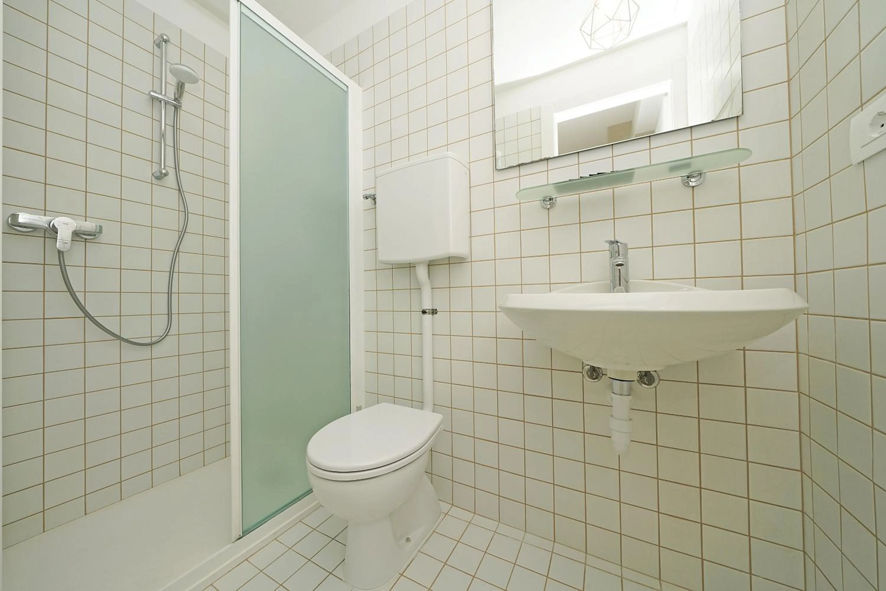 Toilet in Residence Arca