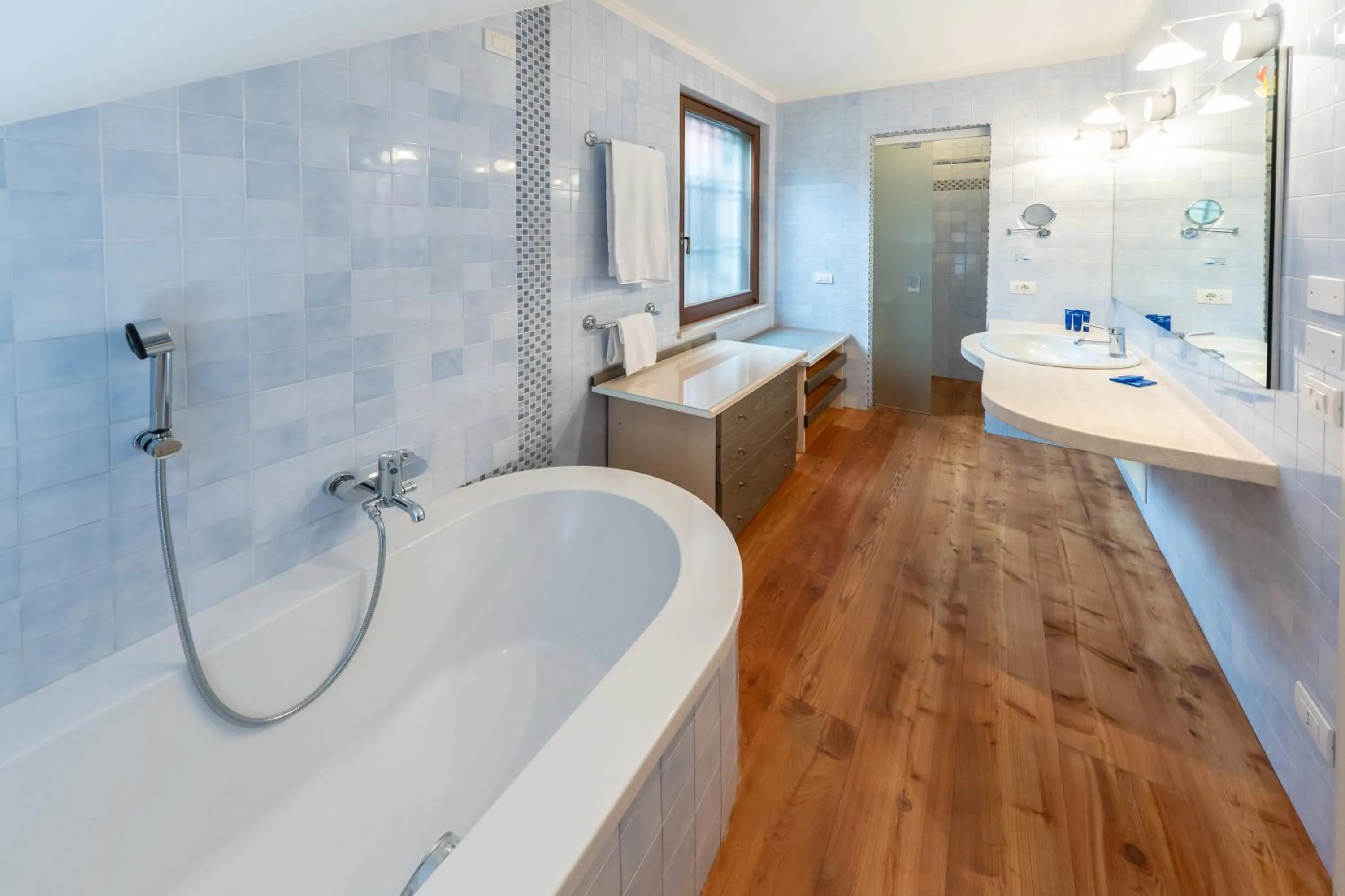 Toilet in Residence Arca