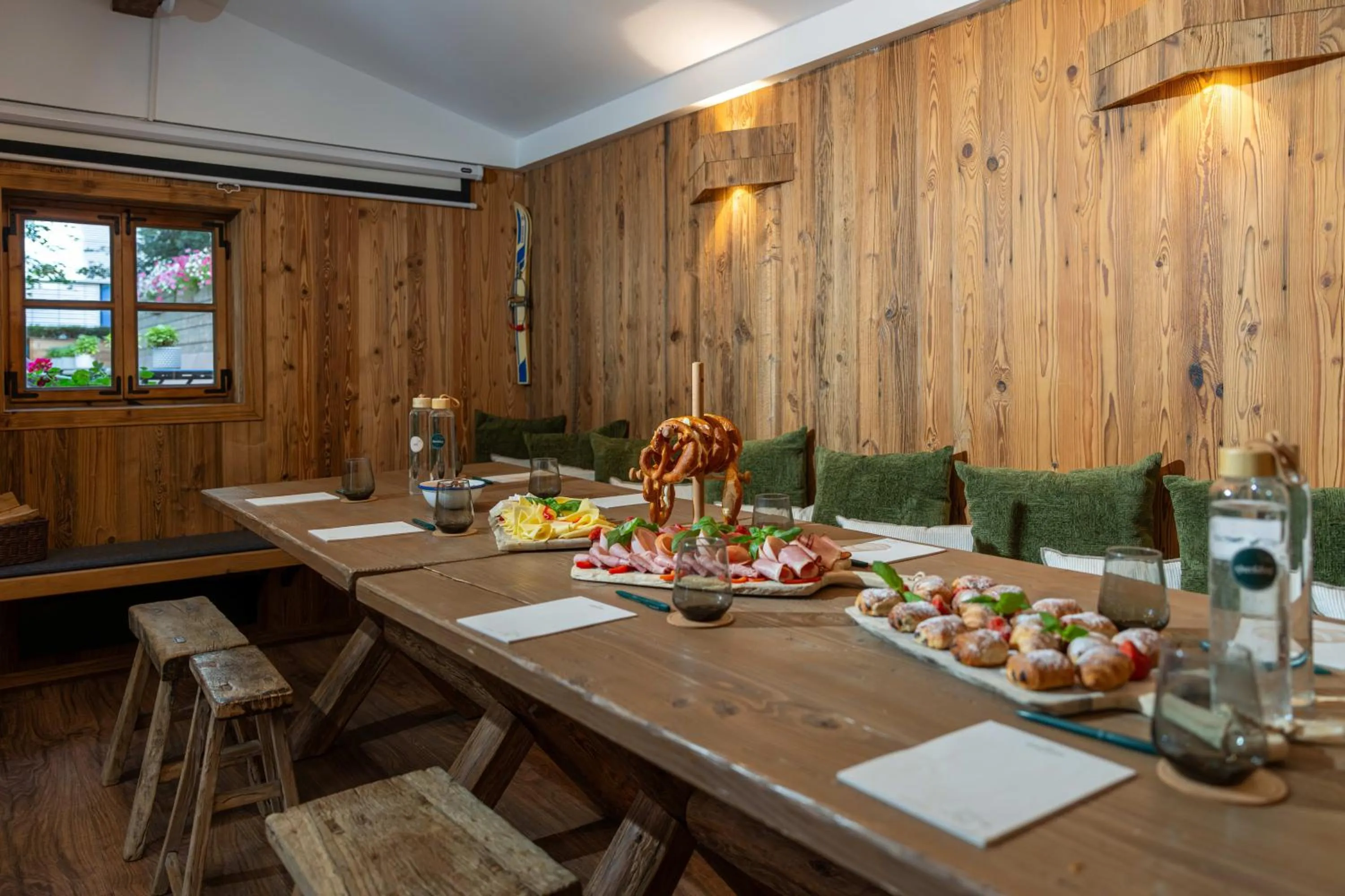 Meeting/conference room in Cocoon Hauptbahnhof