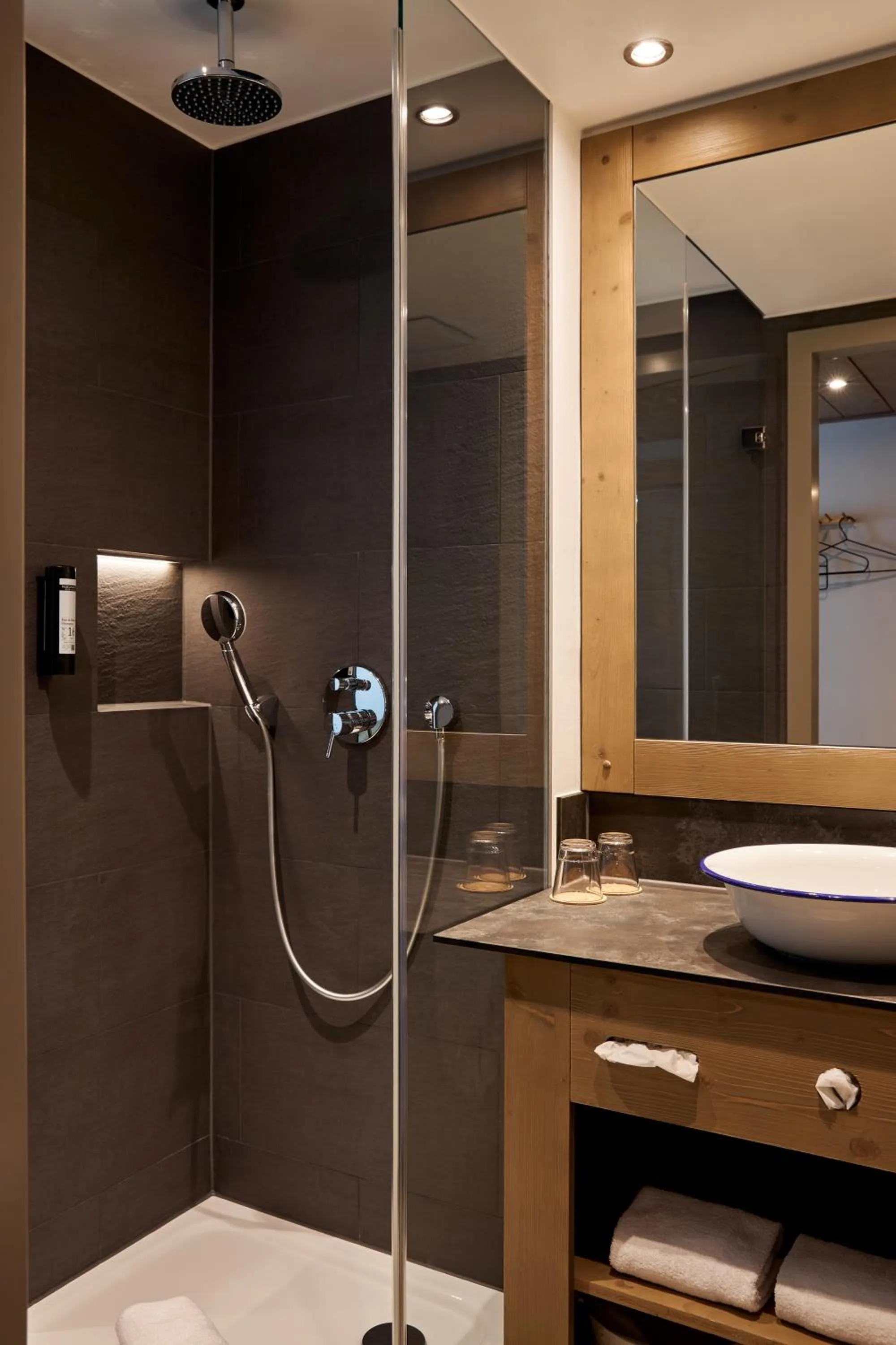 Bathroom in Cocoon Hauptbahnhof