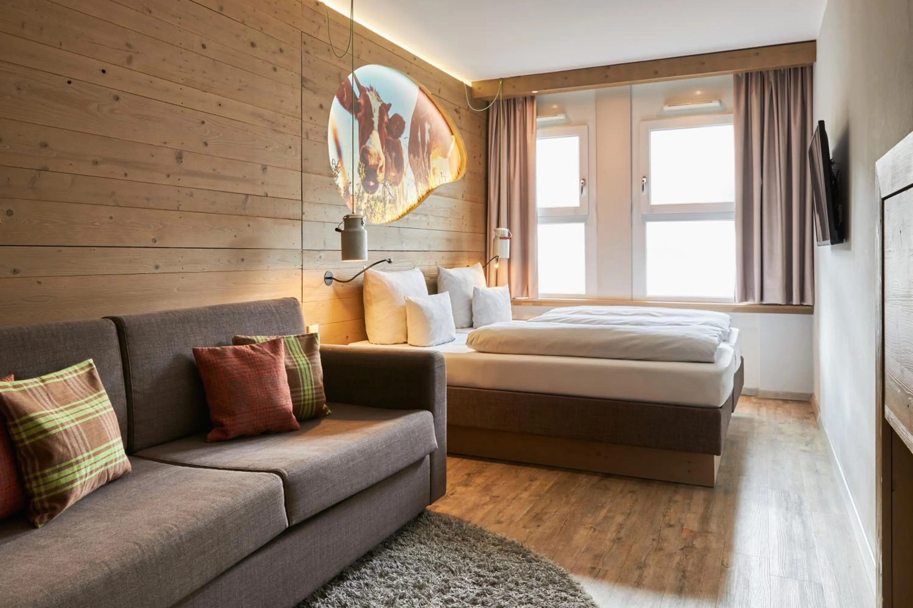 Photo of the whole room, Bed in Cocoon Hauptbahnhof