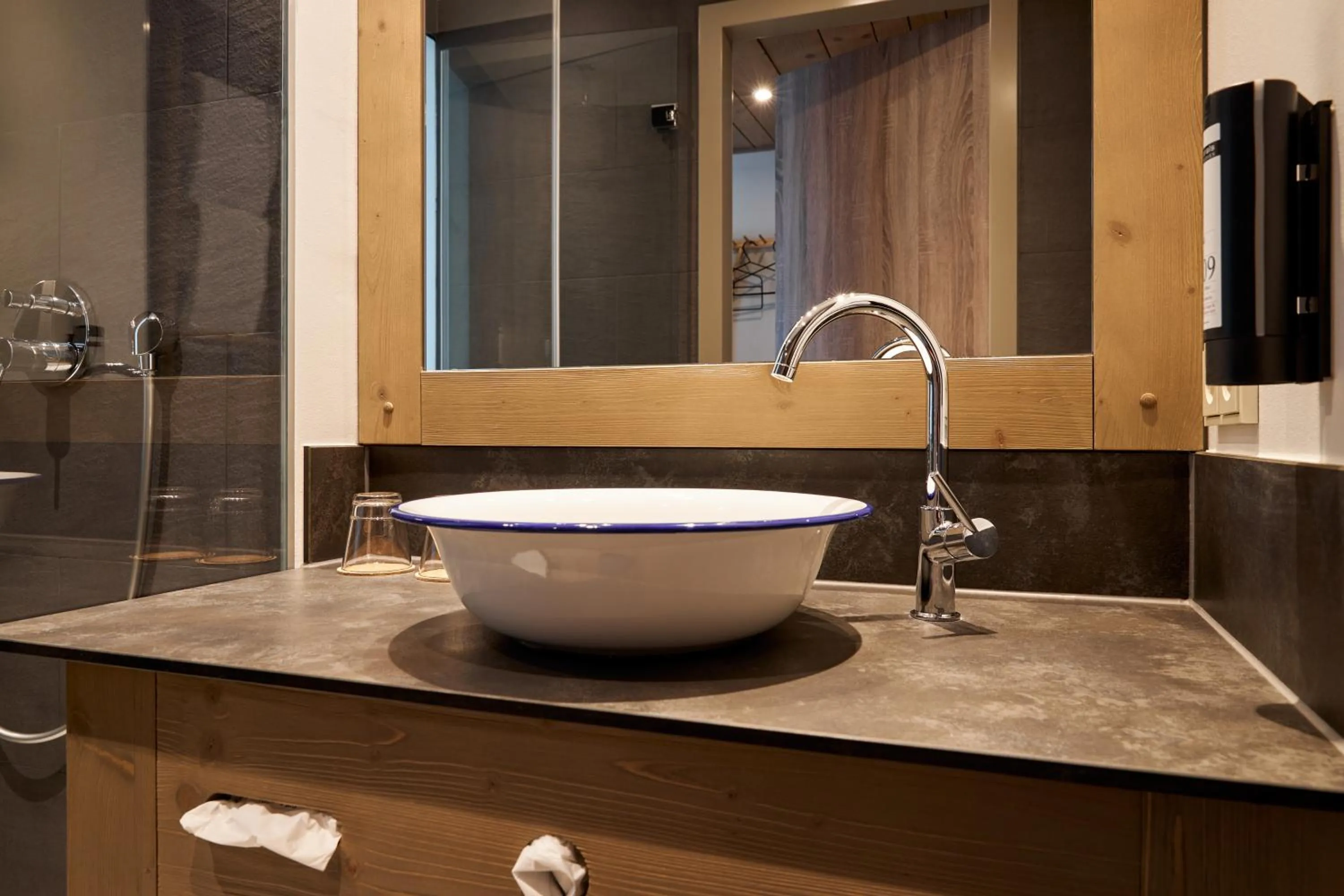 Bathroom in Cocoon Hauptbahnhof