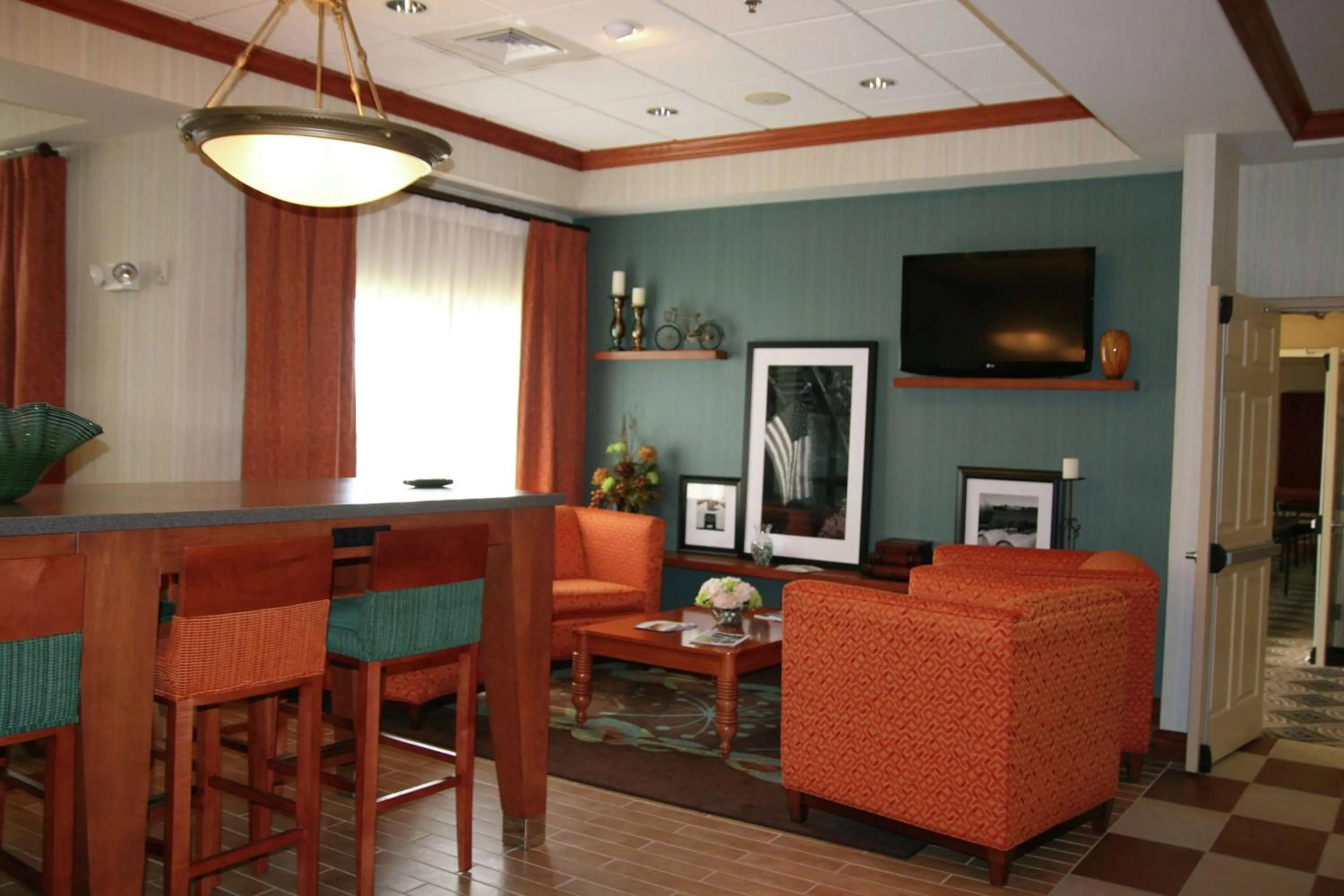 Lobby or reception in Hampton Inn Lebanon