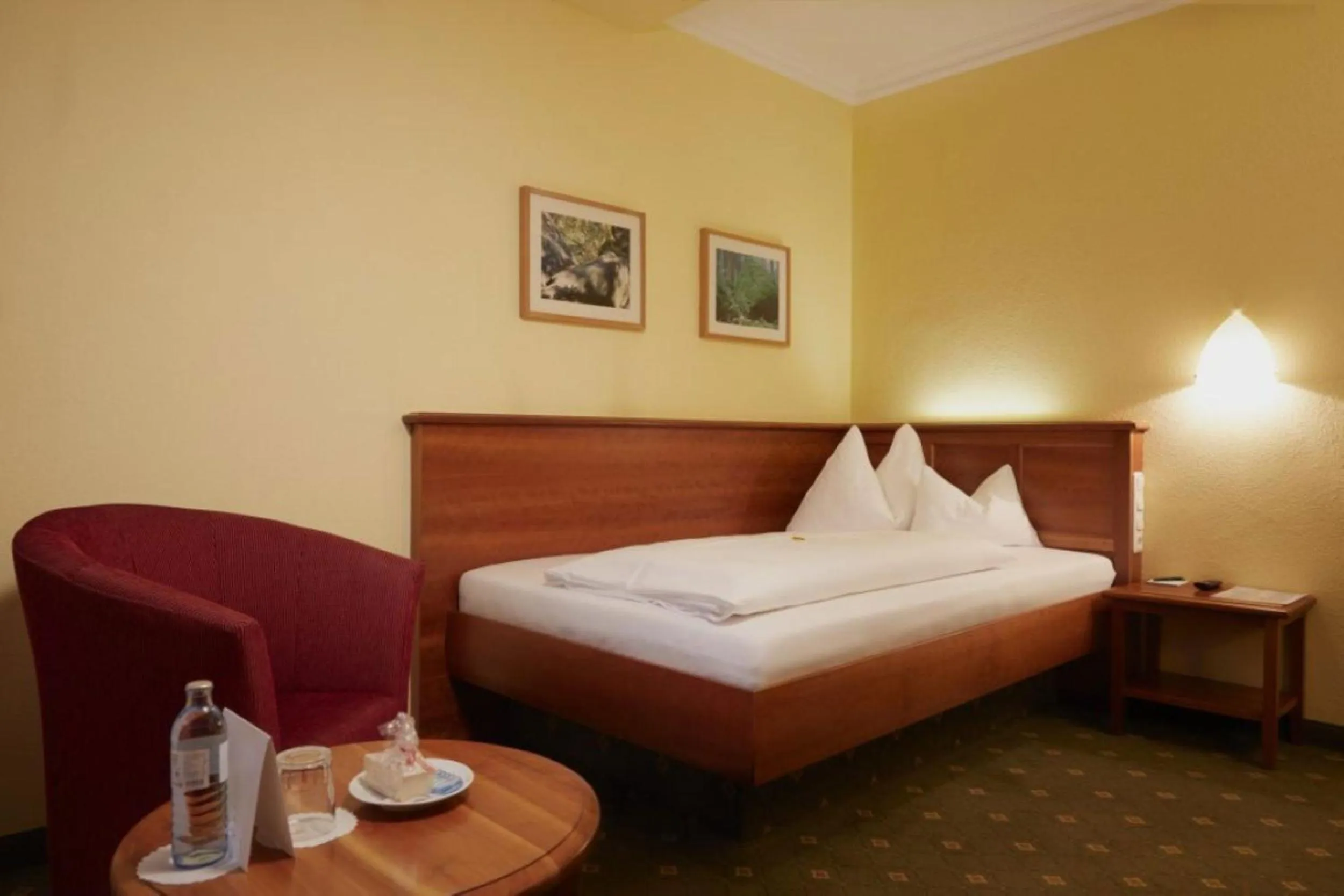 Bed in Hotel & Restaurant Stern