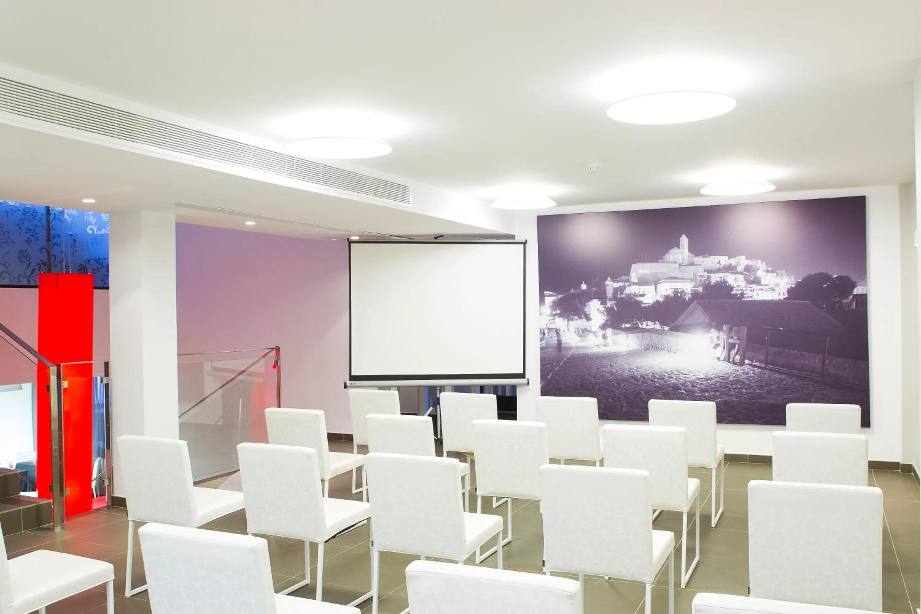 Business facilities in Migjorn Ibiza Suites & Spa