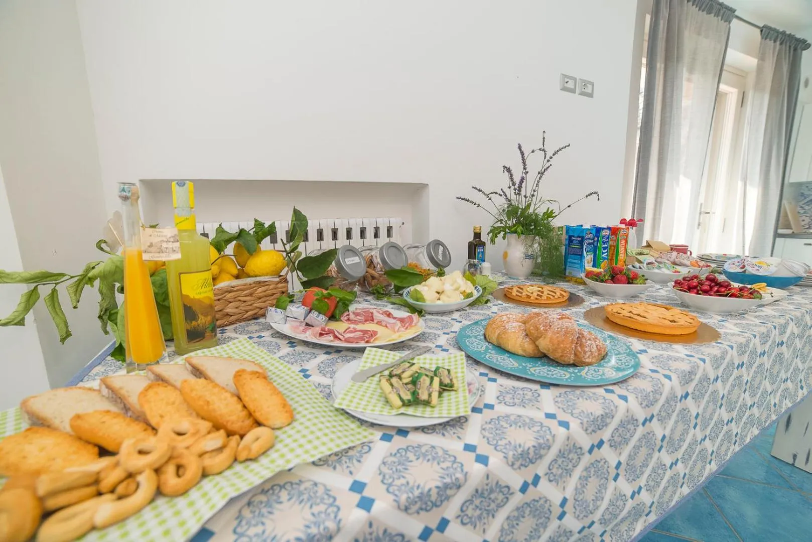 Food in Aquarius Maiori B&B